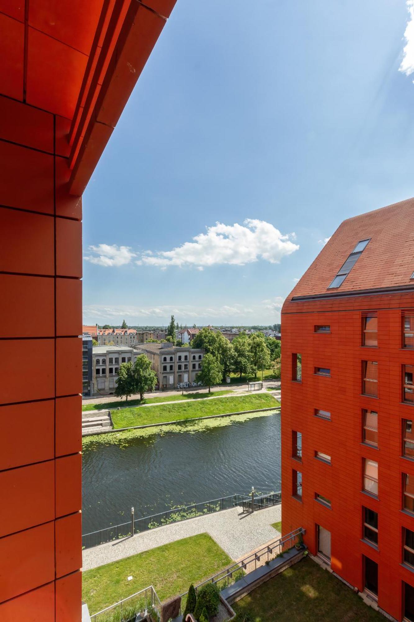Cozy With Two Bedrooms And Balcony In By Renters Lejlighed