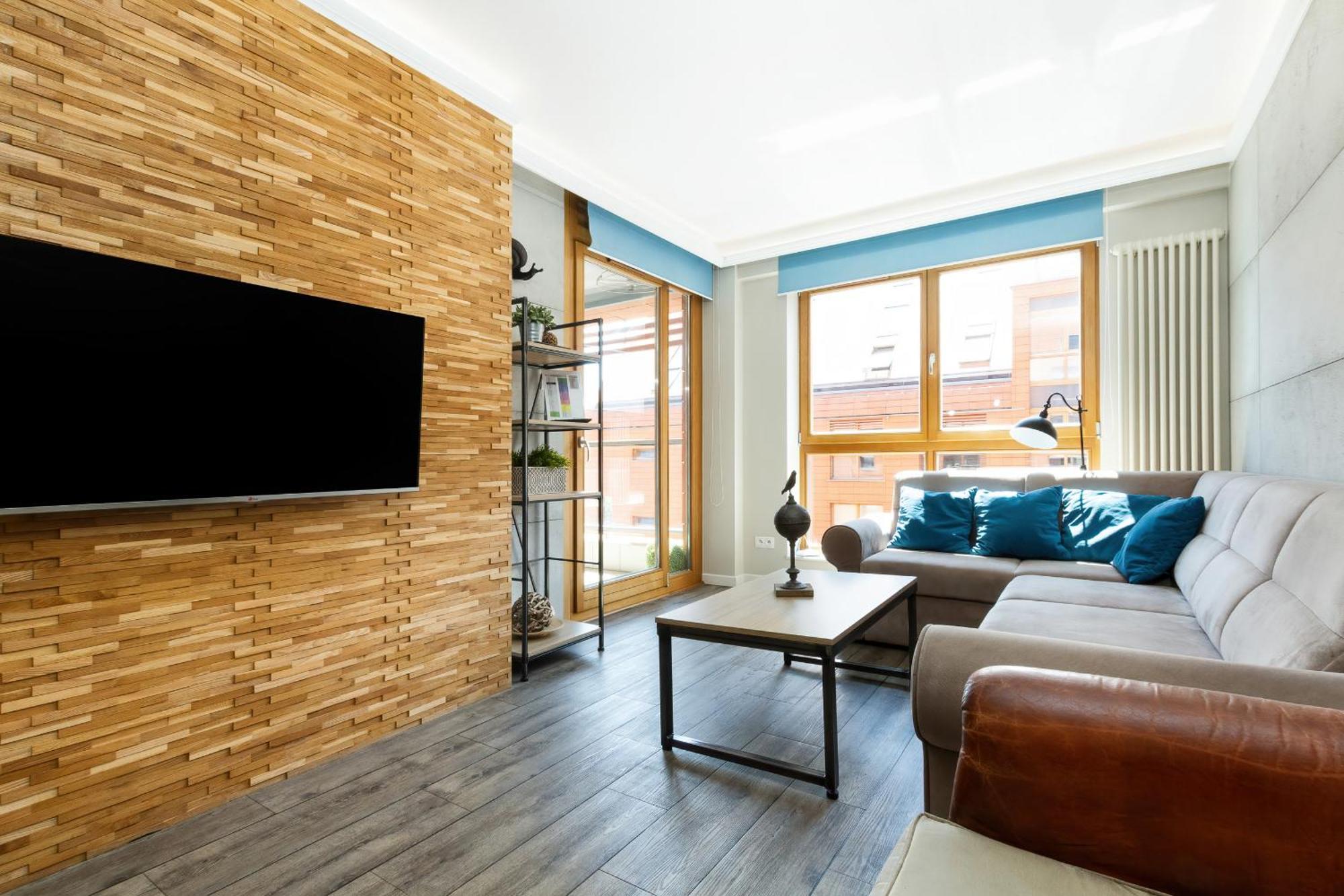 Cozy With Two Bedrooms And Balcony In By Renters Lejlighed