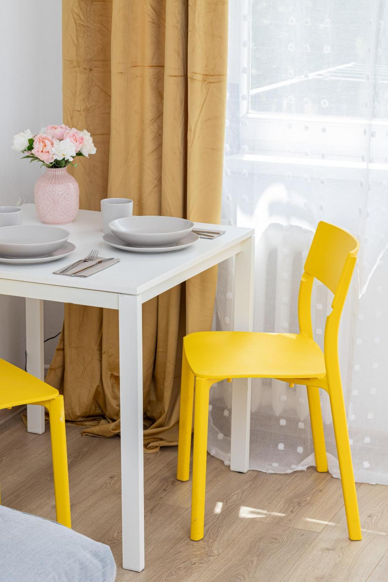 Sunny Studio Opolska With Balcony In By Renters Căn hộ *