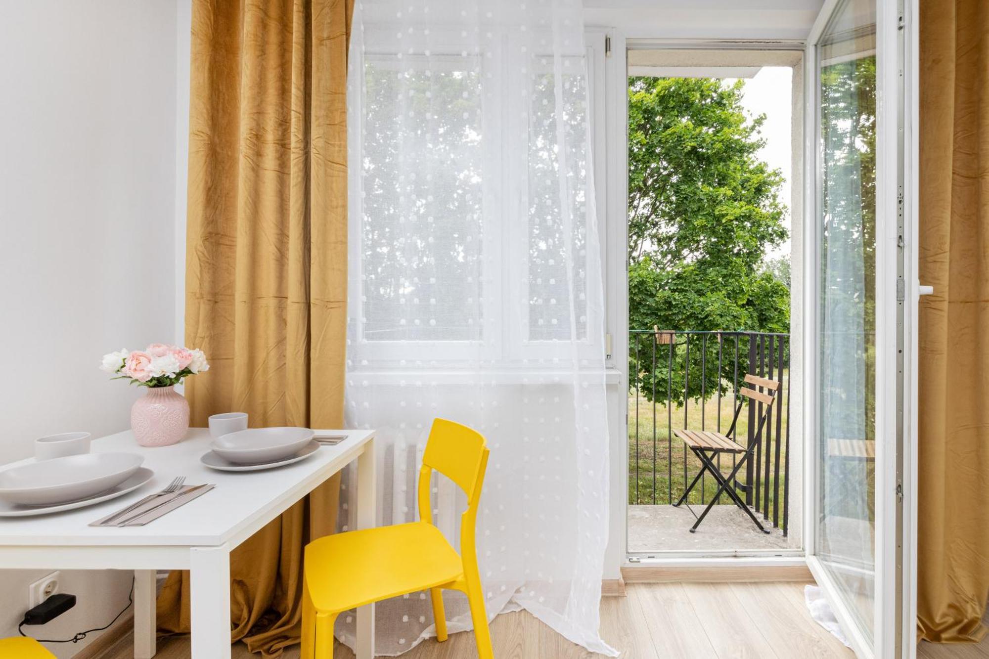 Sunny Studio Opolska With Balcony In By Renters Căn hộ