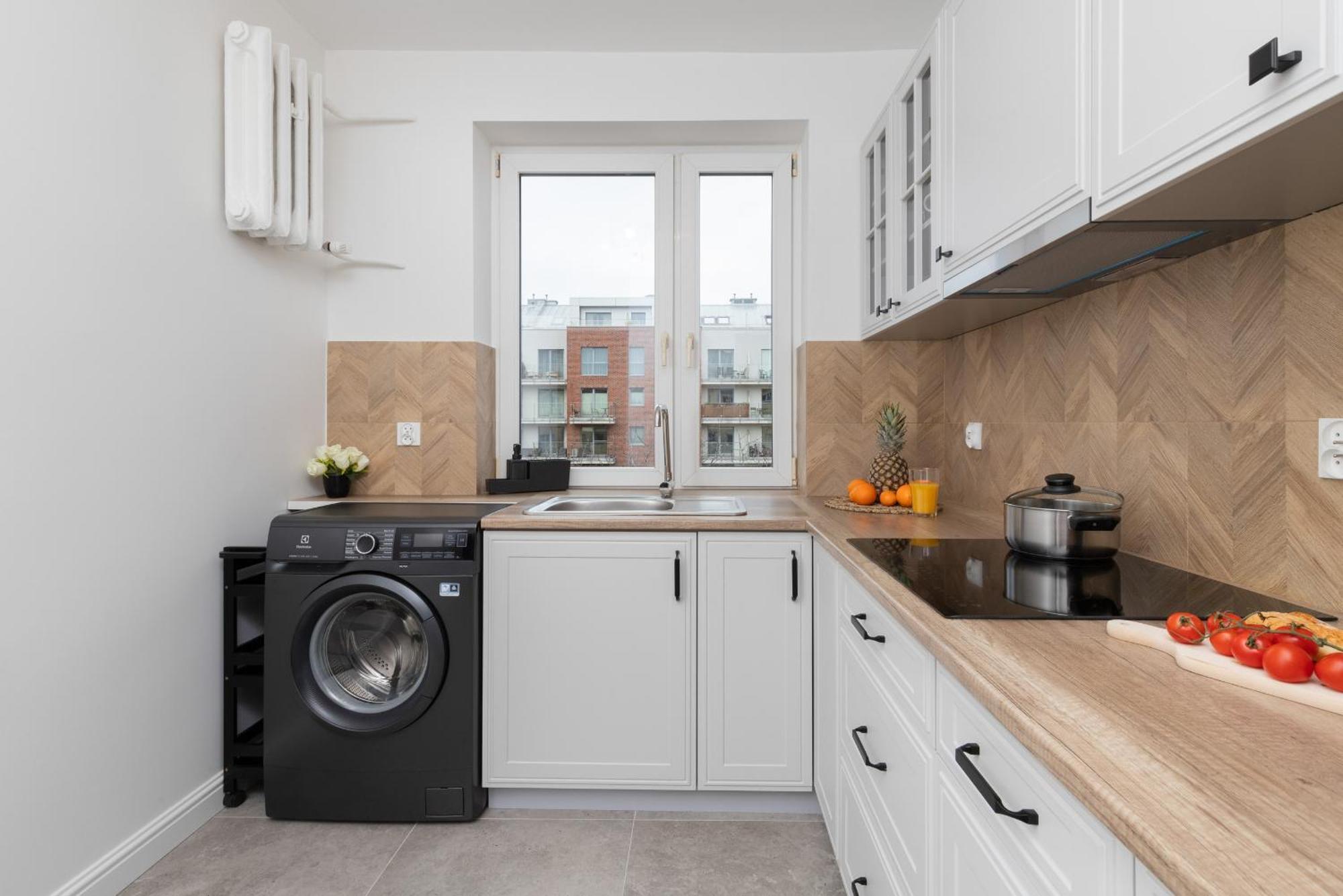 Căn hộ Stylish & Comfortable With Balcony In Central By Renters Gdansk