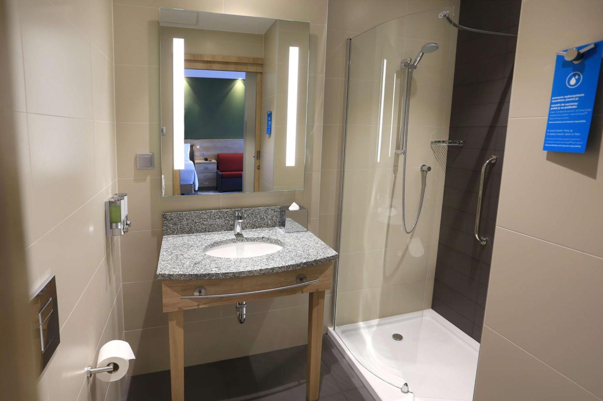 Hotel Hampton By Hilton Old Town 3*
