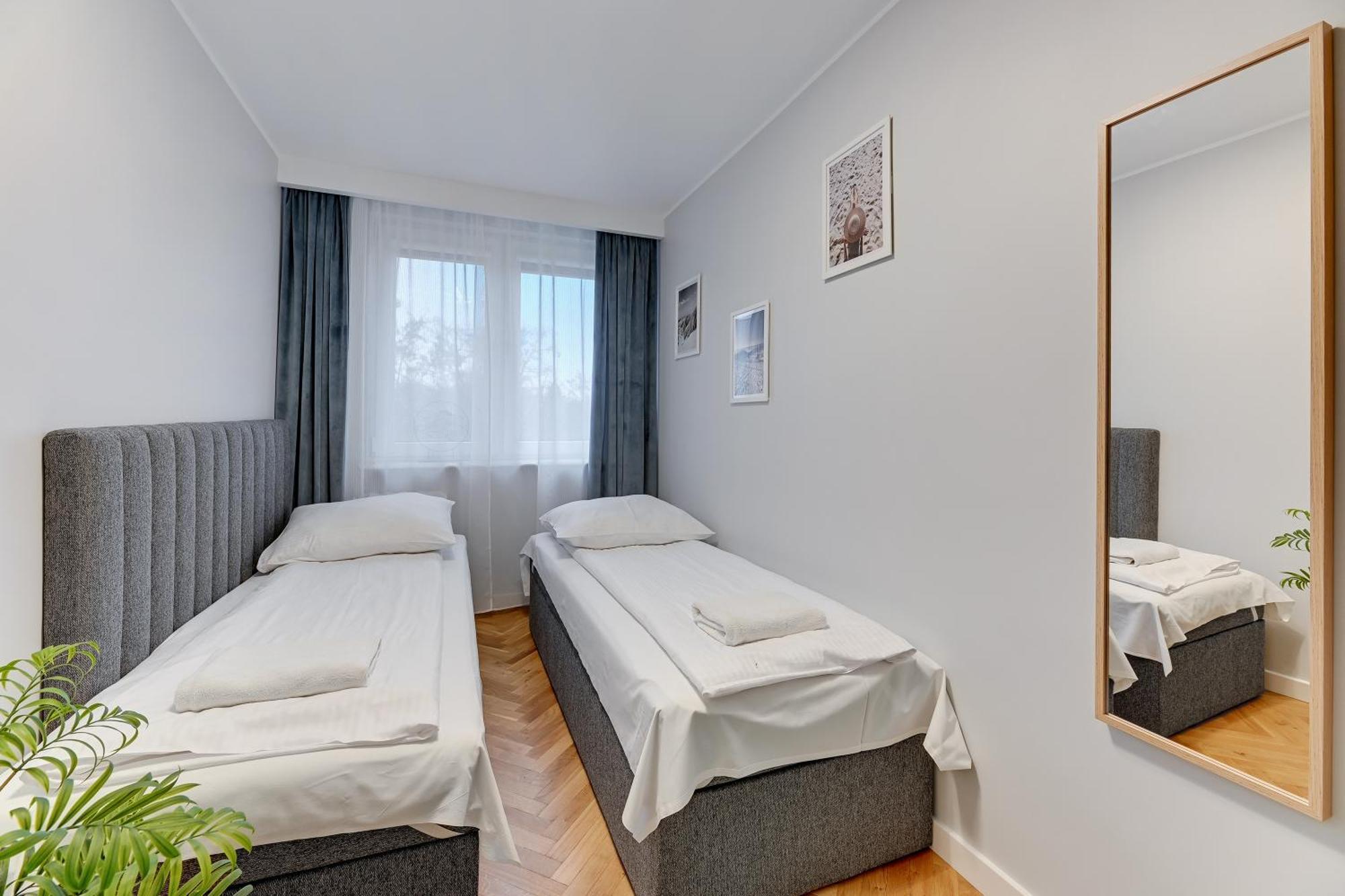 Chill Mood By Grand Apartment