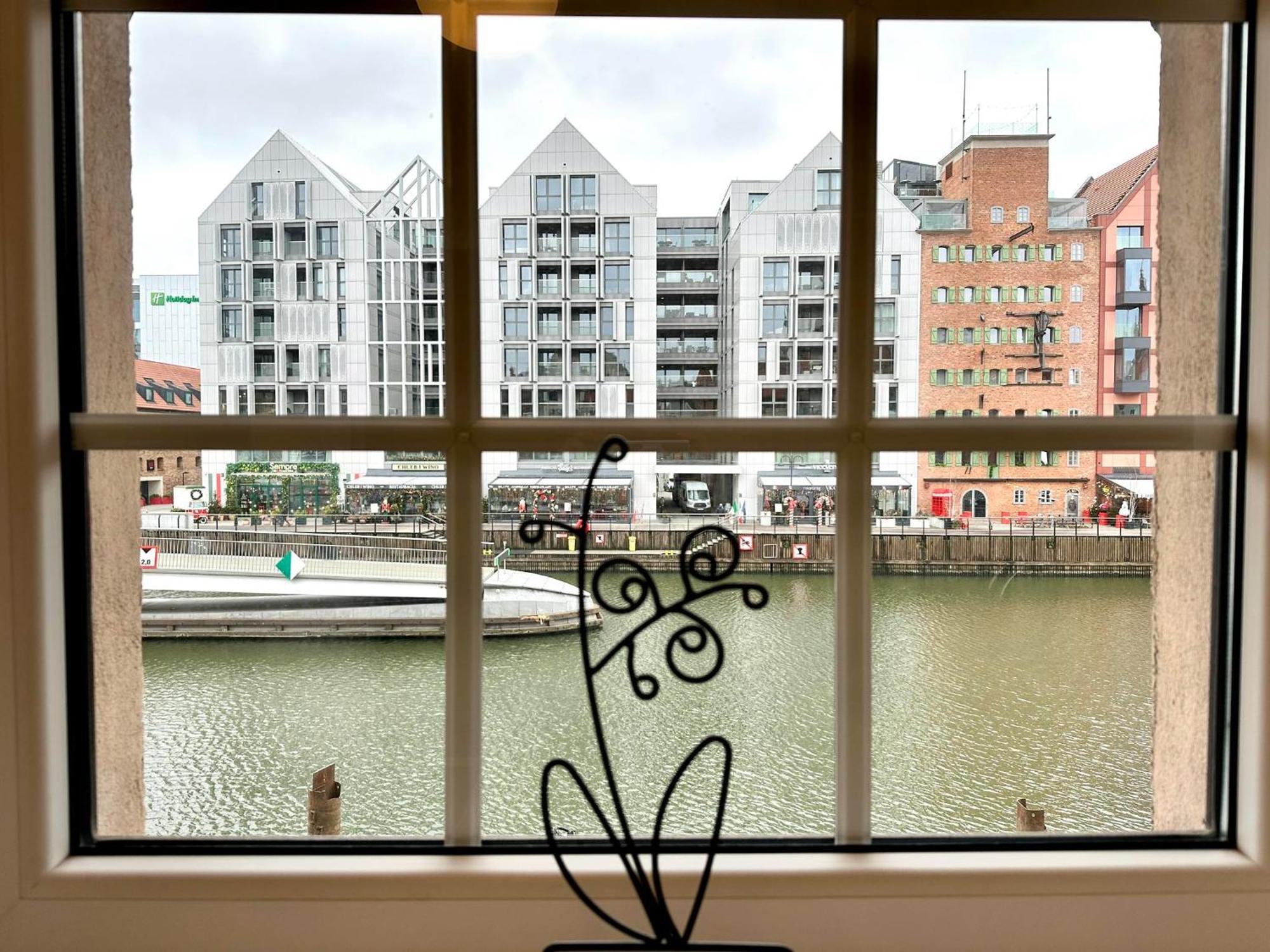 Lägenhet Apartament Z Widokiem Na Motlawe Gdańsk