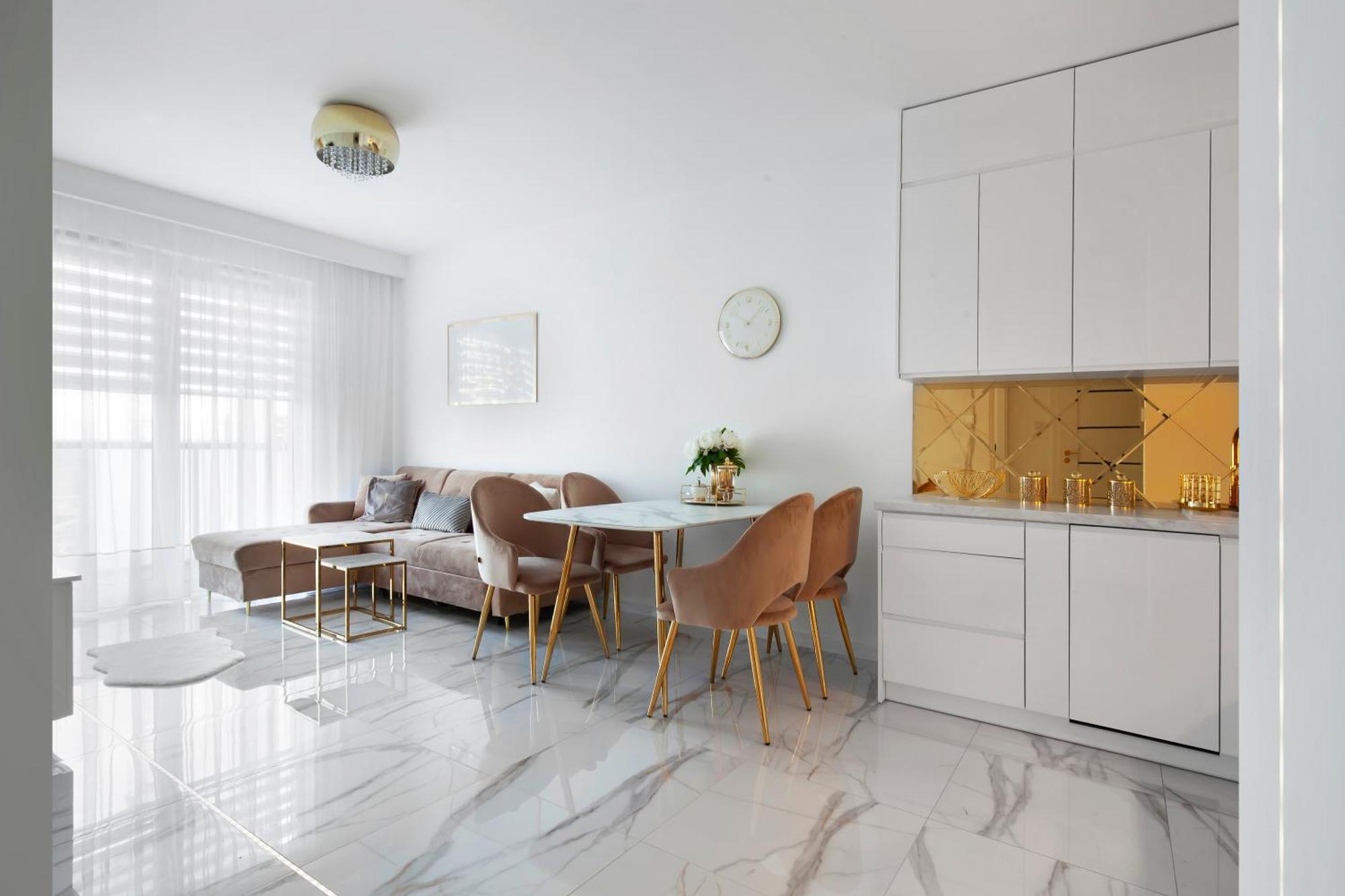 Elite Letnica Glamour Apartment *
