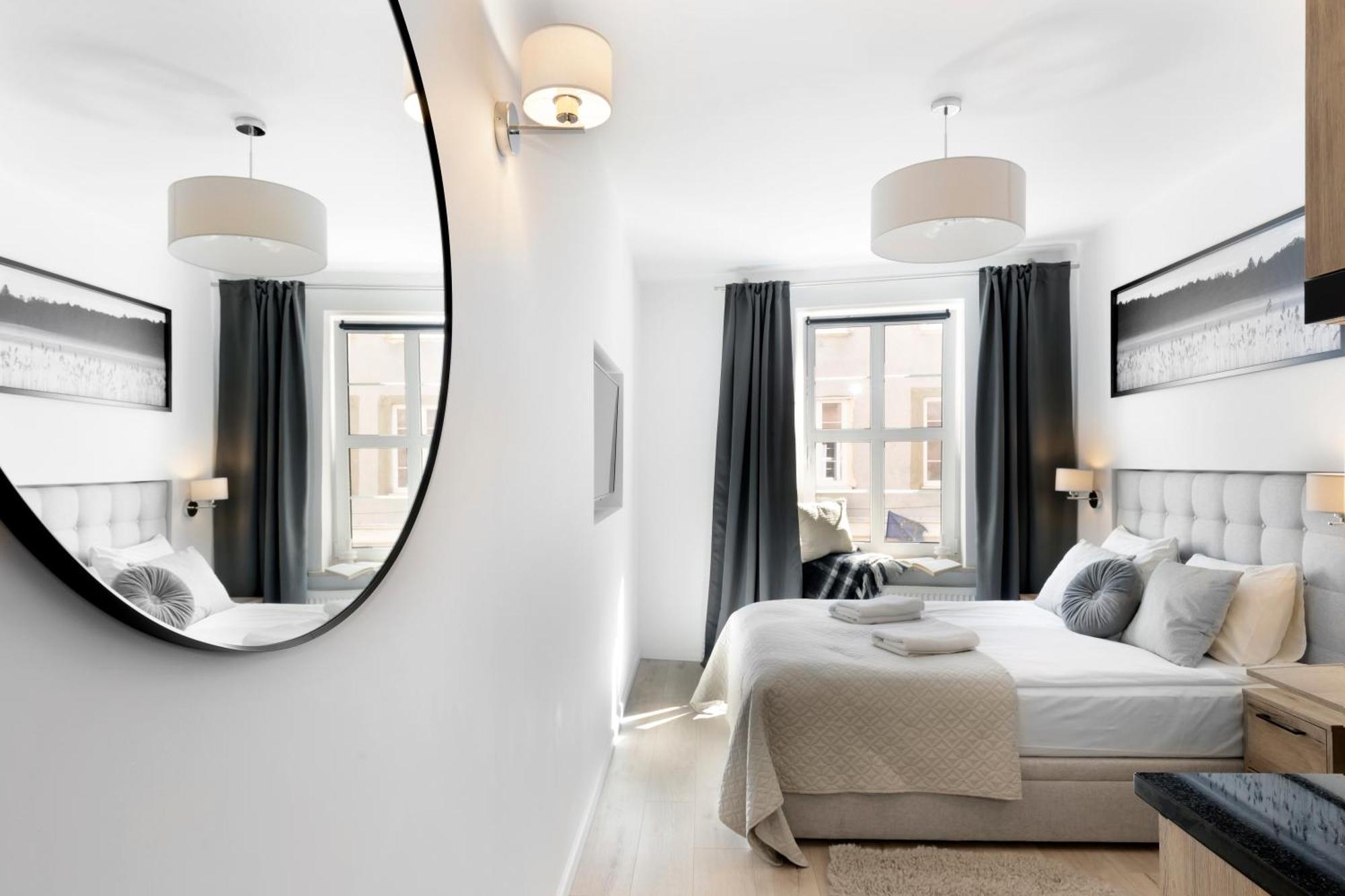 Elite Hamptons Old Town Apartment Danzig