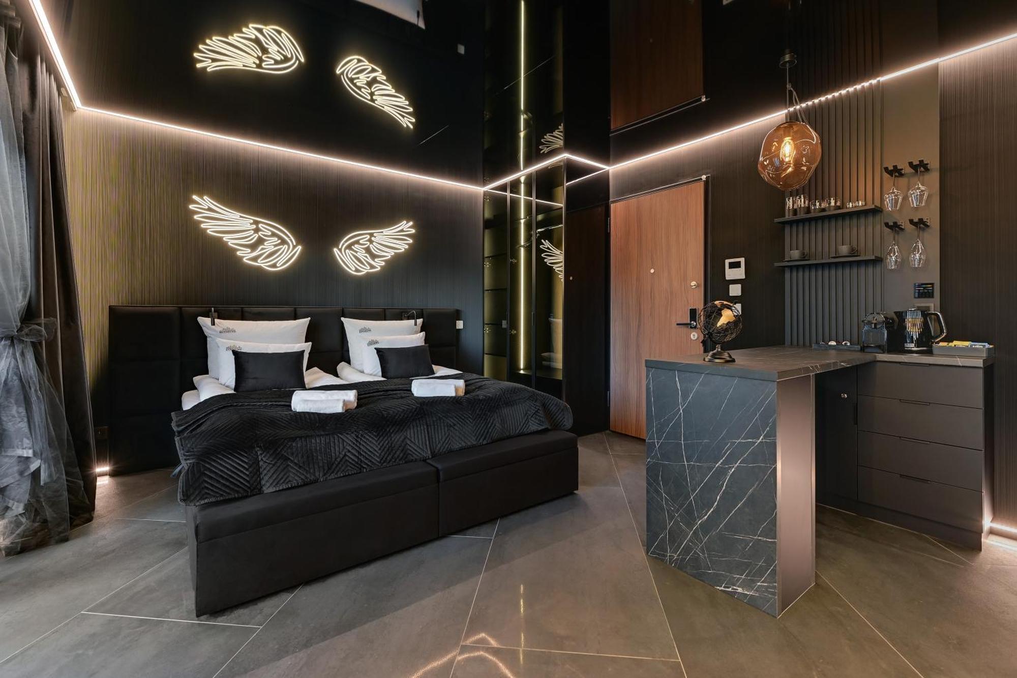 Hollywood Jacuzzi By Downtown Apartament Gdańsk