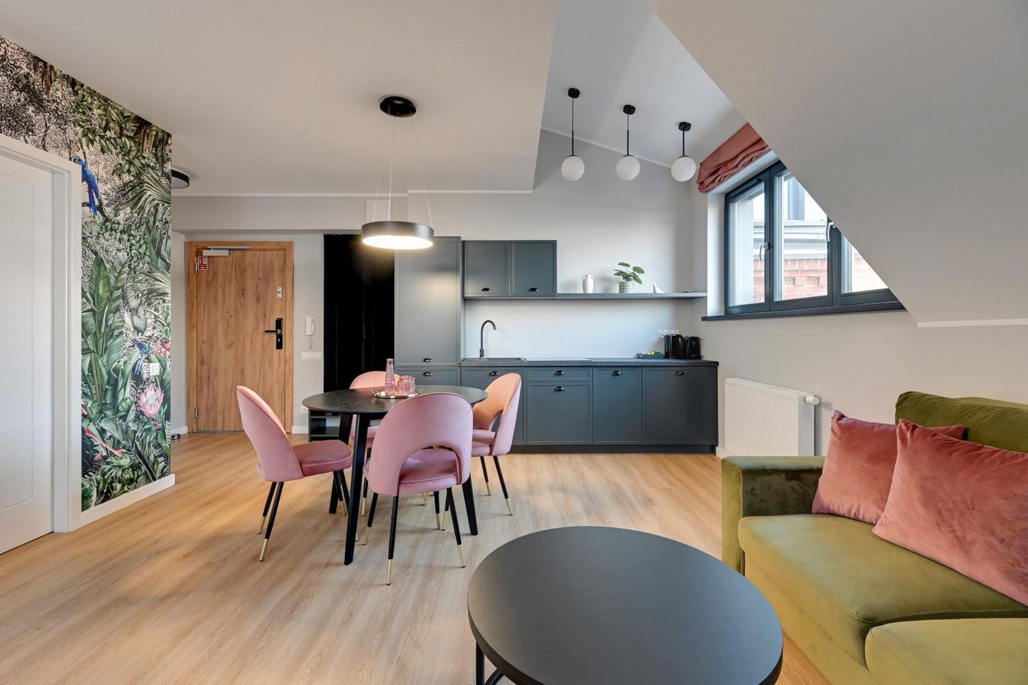 Waterlane Vintage - Fitness & Gym By Downtown Danzig