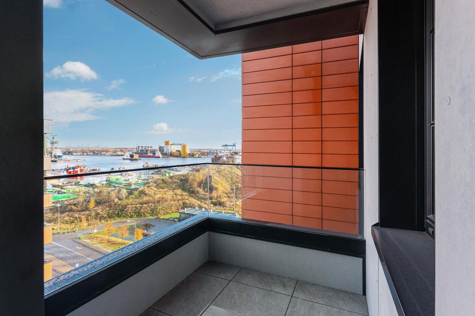Doki Living & Foodhall Apartment Gdansk