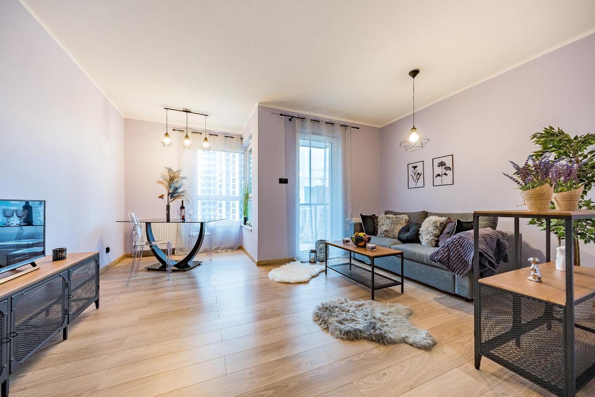 Glow Apartments, Nowa Letnica