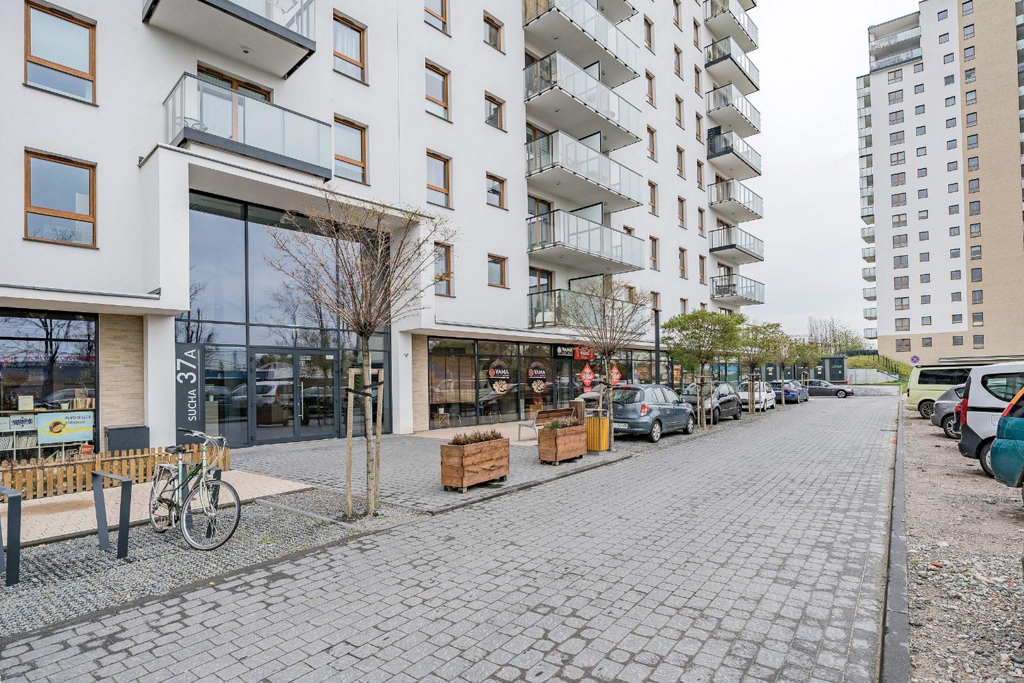 Glow Apartments, Nowa Letnica