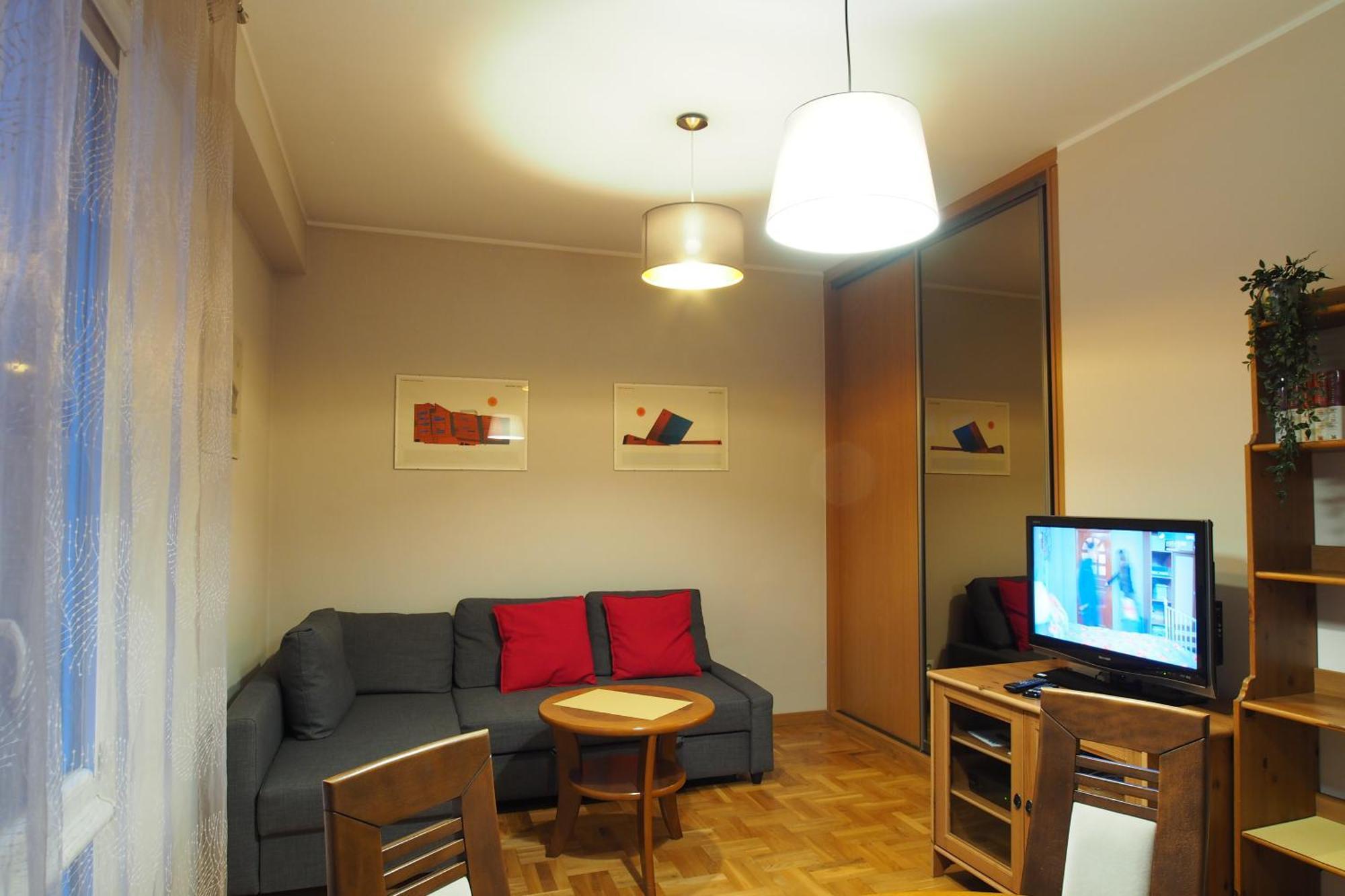 K2013 Astra Grand-tourist Apartament *