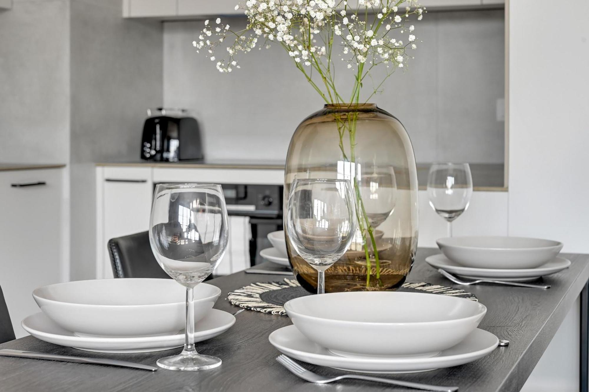 Apartament Flatbook - Center Doki Living Gdańsk