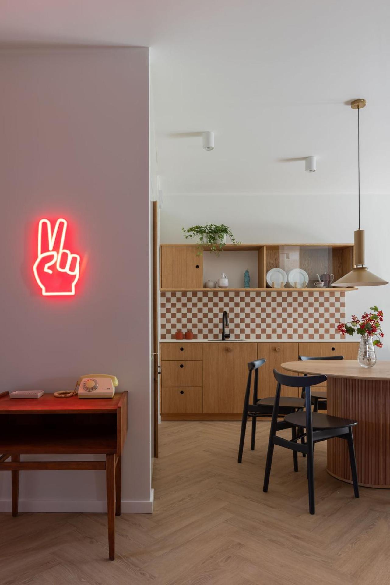 Huoneisto Solidarnosc Three Bedrooms & Garden
