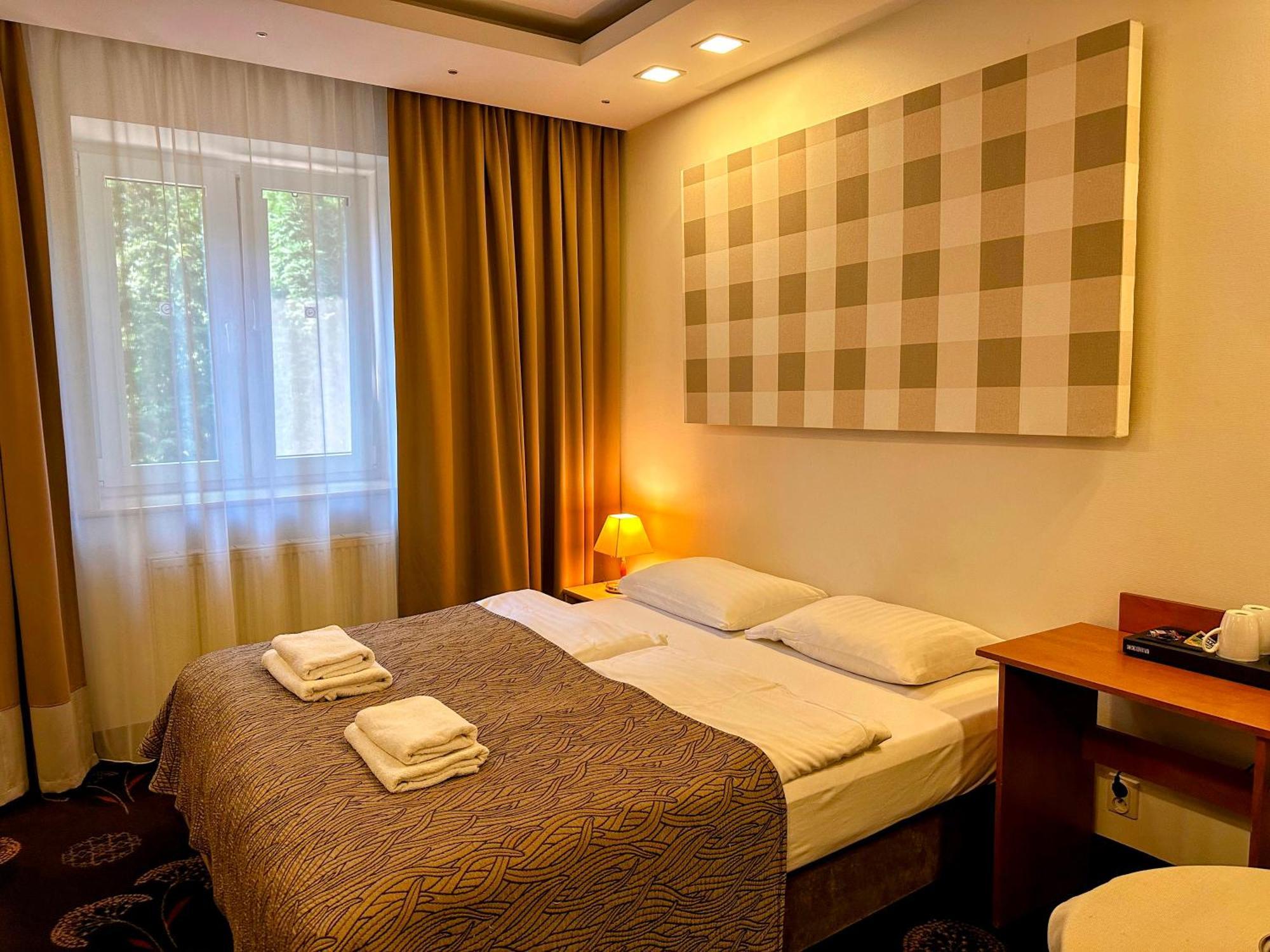 Huoneistohotelli Akme Apartments&rooms 3*