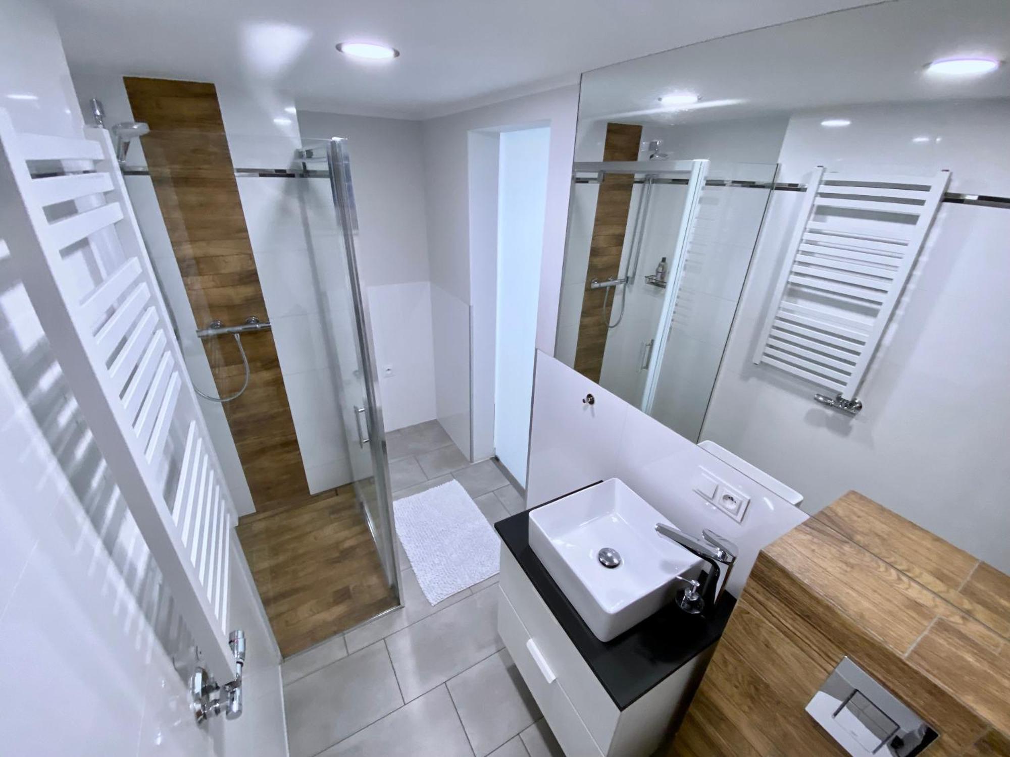 Investrooms Apartament *