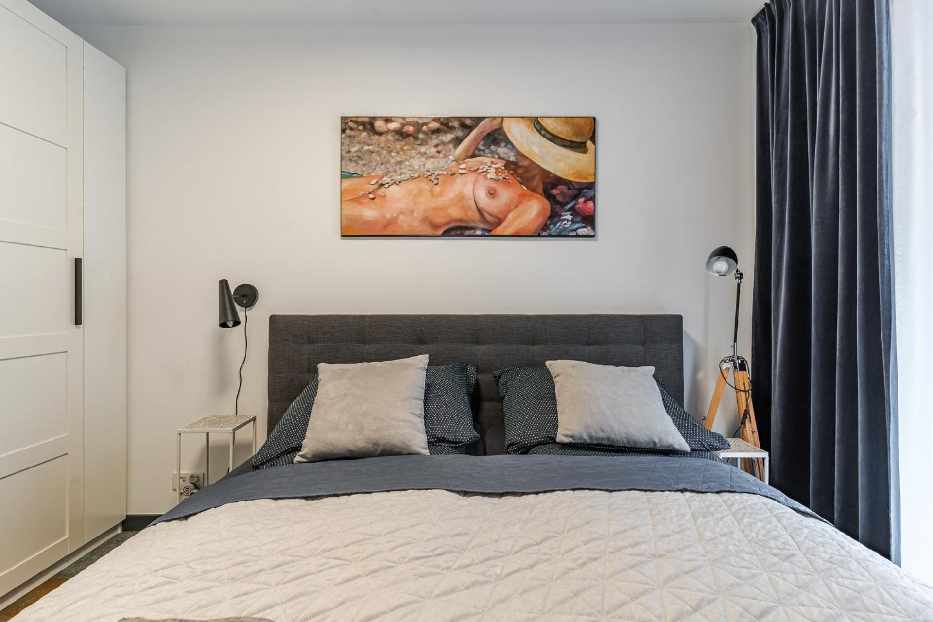 Riverside Garden Marina Apartment