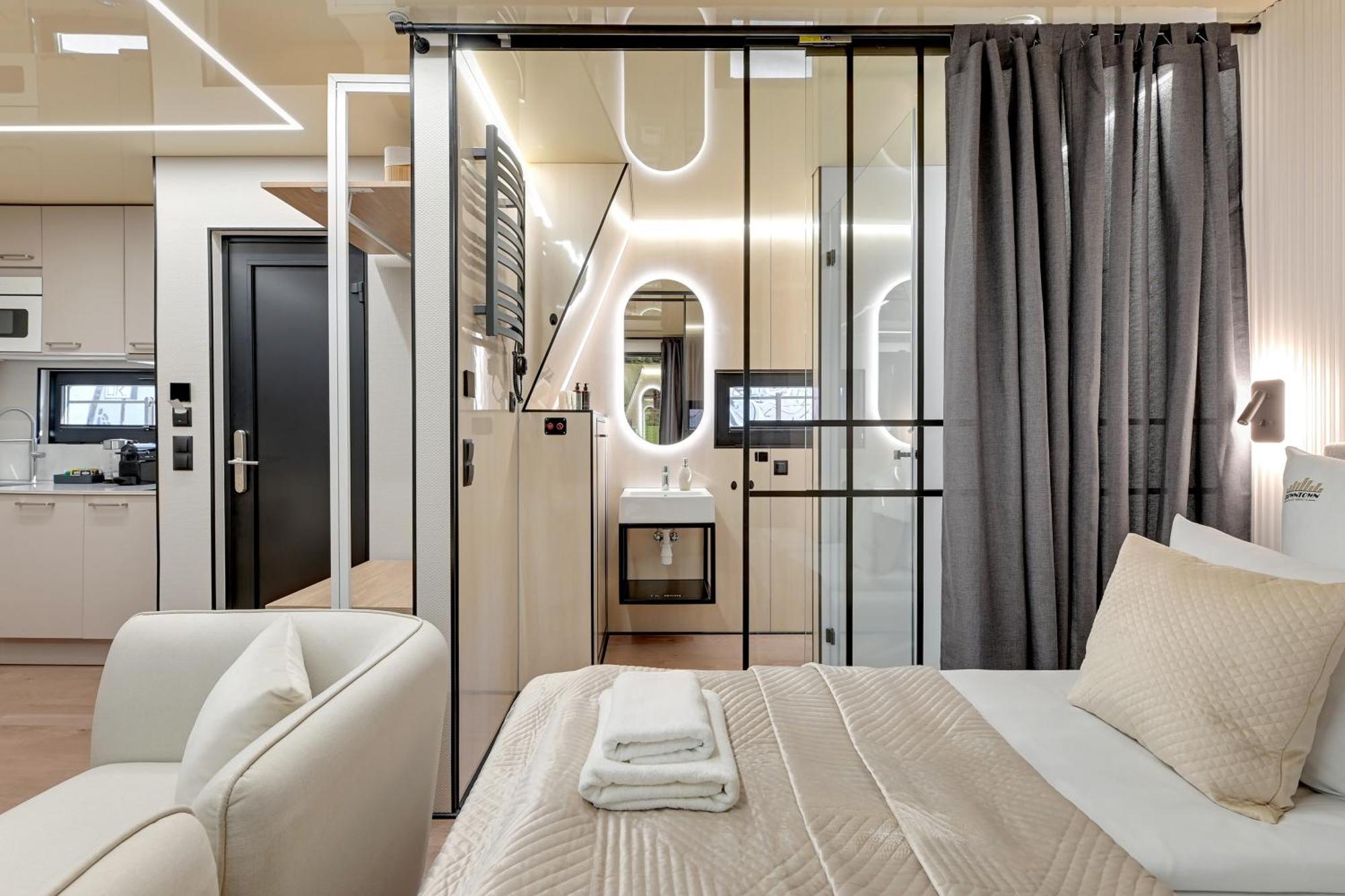 Na Wodzie - La Mare Motlava Houseboats With Sauna By Downtown *