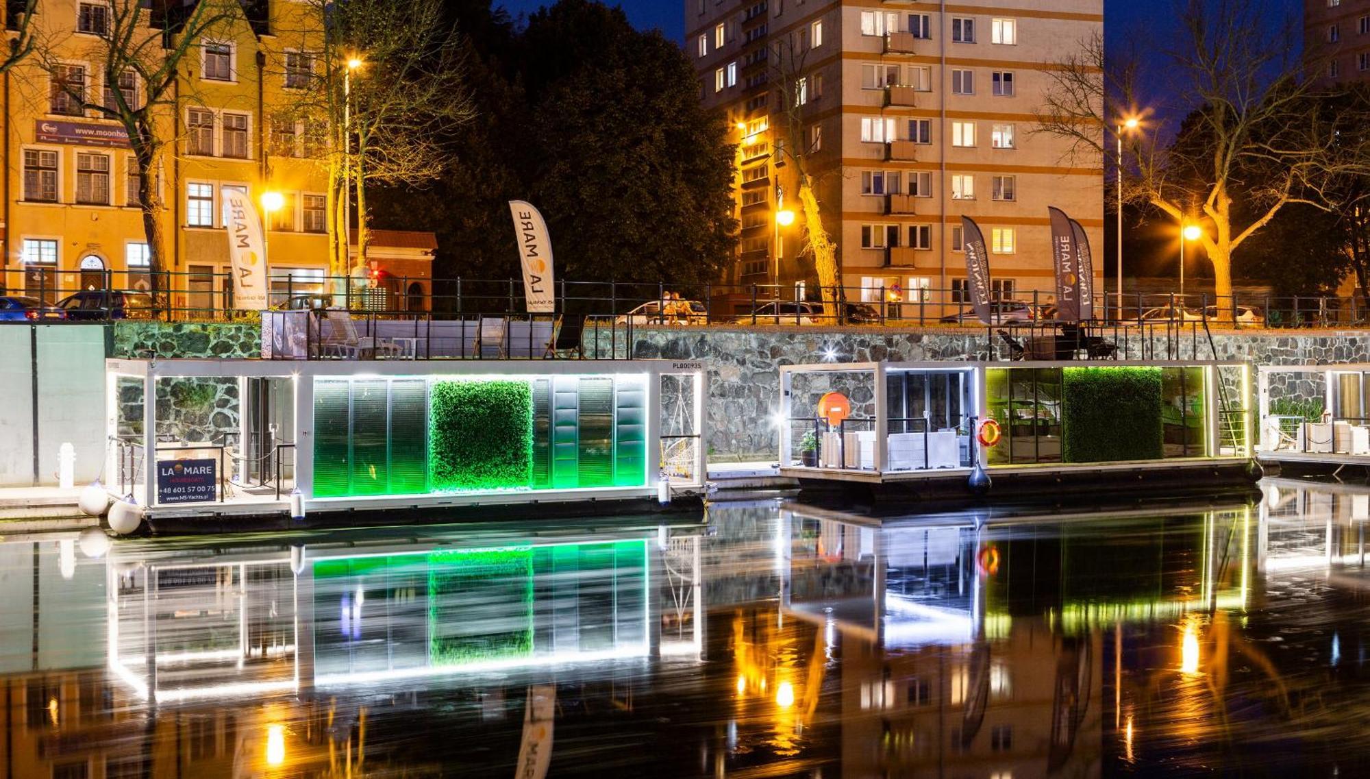 Apartament Na Wodzie - La Mare Motlava Houseboats With Sauna By Downtown *