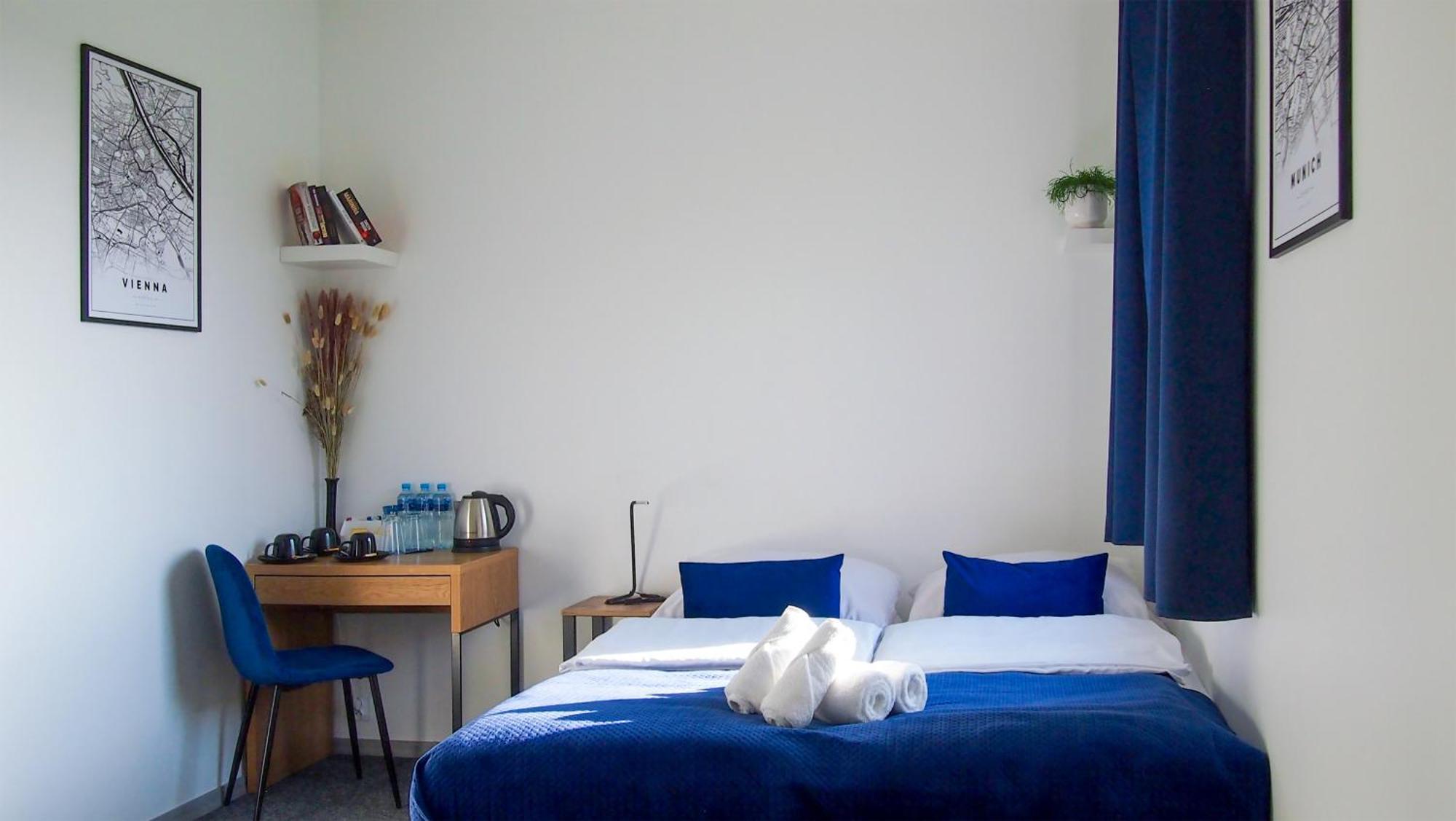 Mile Airport & Parking Dlugoterminowy Gdansk