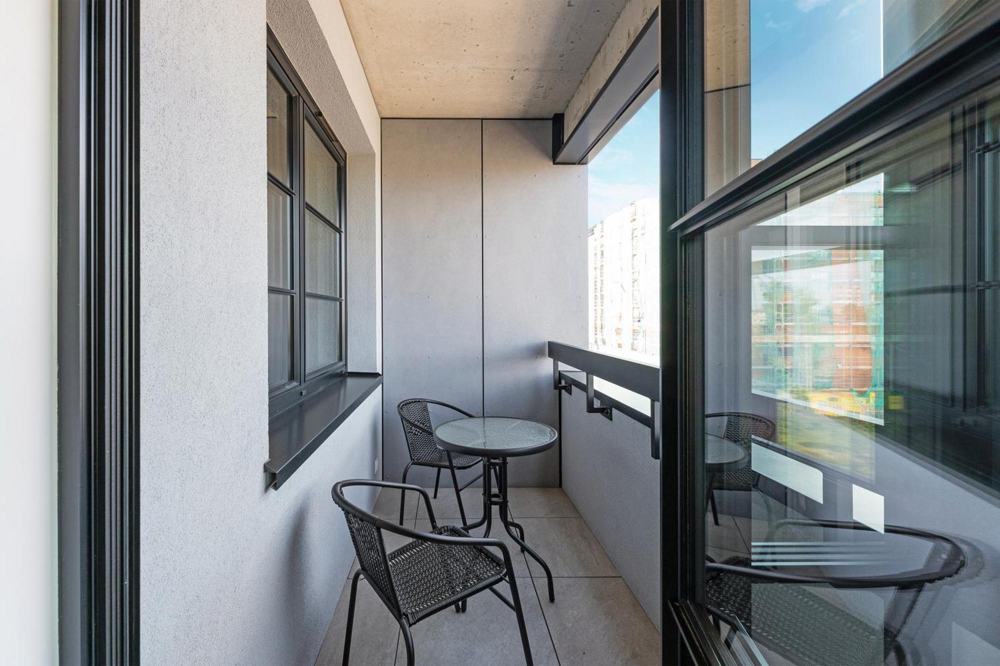 Apartment Doki Living By Blue Mandarin Parking & Foodhall *