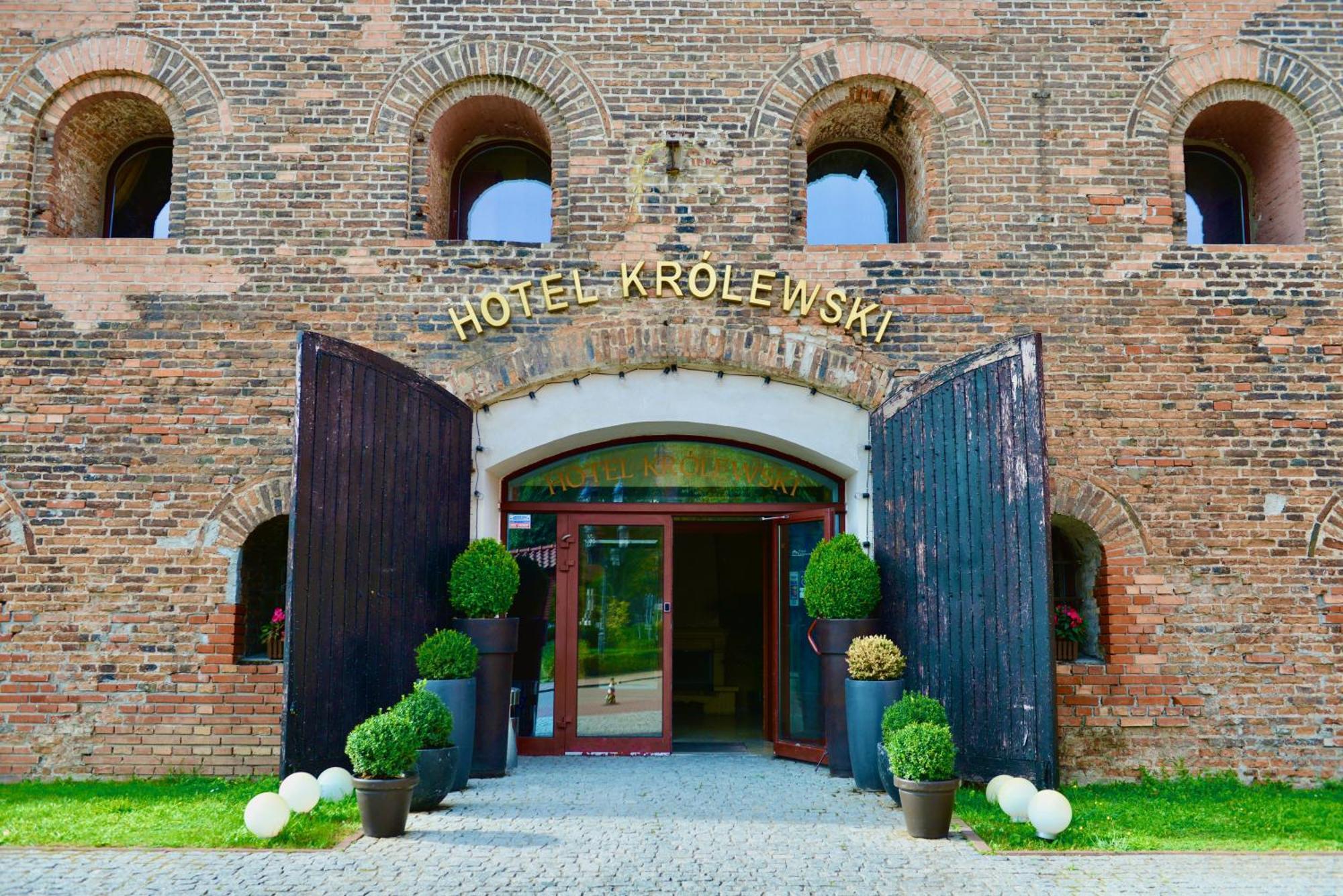 Jess Krolewski Old Town Hotel 3*