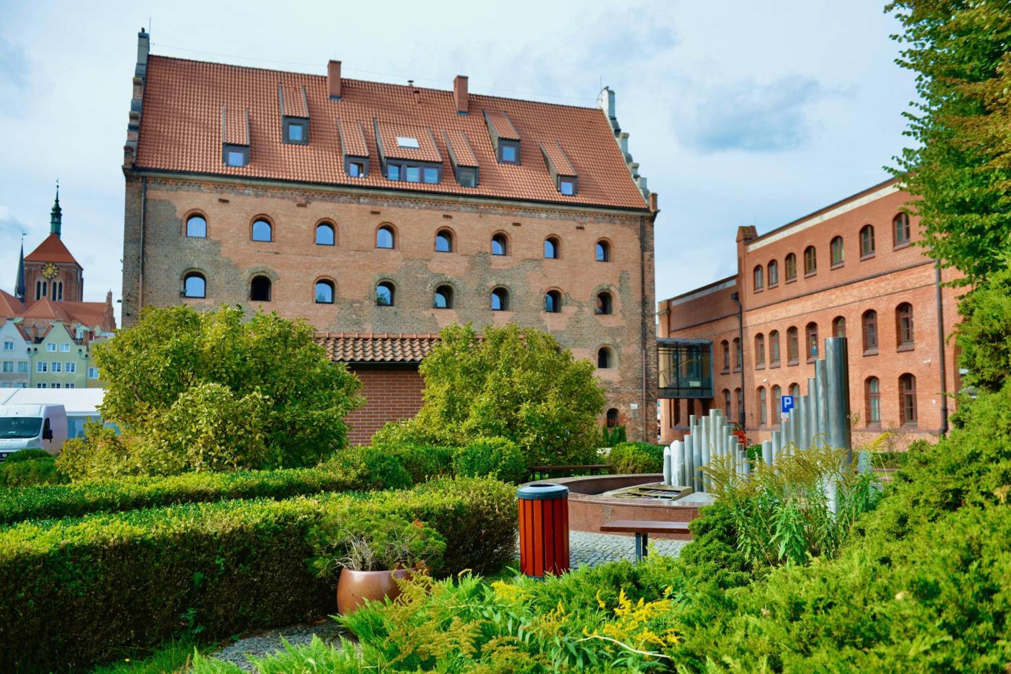 Jess Krolewski Old Town Hotel Gdansk