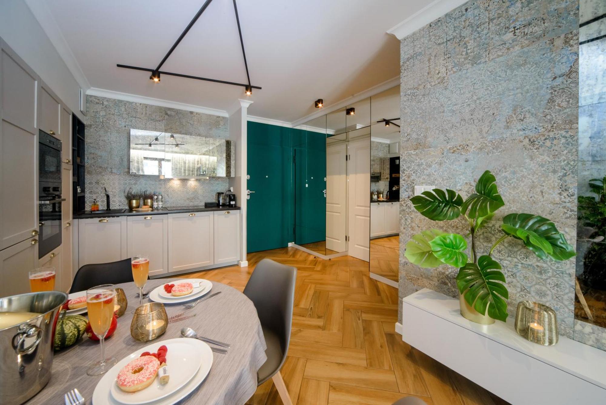 Apartamento Maya's Flats & 34 - Chmielna 73