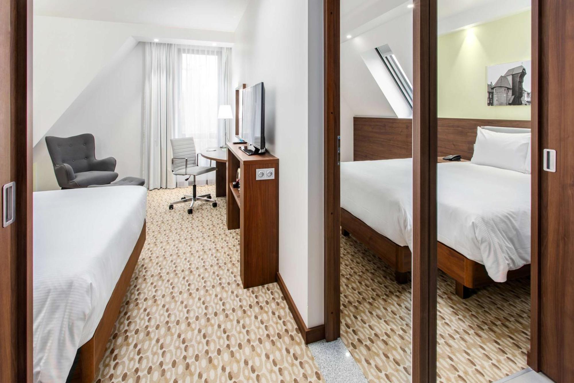 Hampton By Hilton Oliwa Hotel 3*