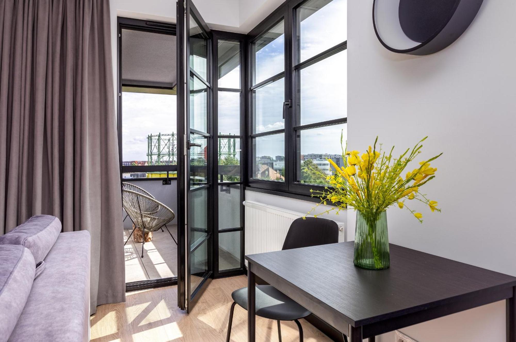 Doki Living - Foodhall & Parking By Downtown Apartment Gdansk