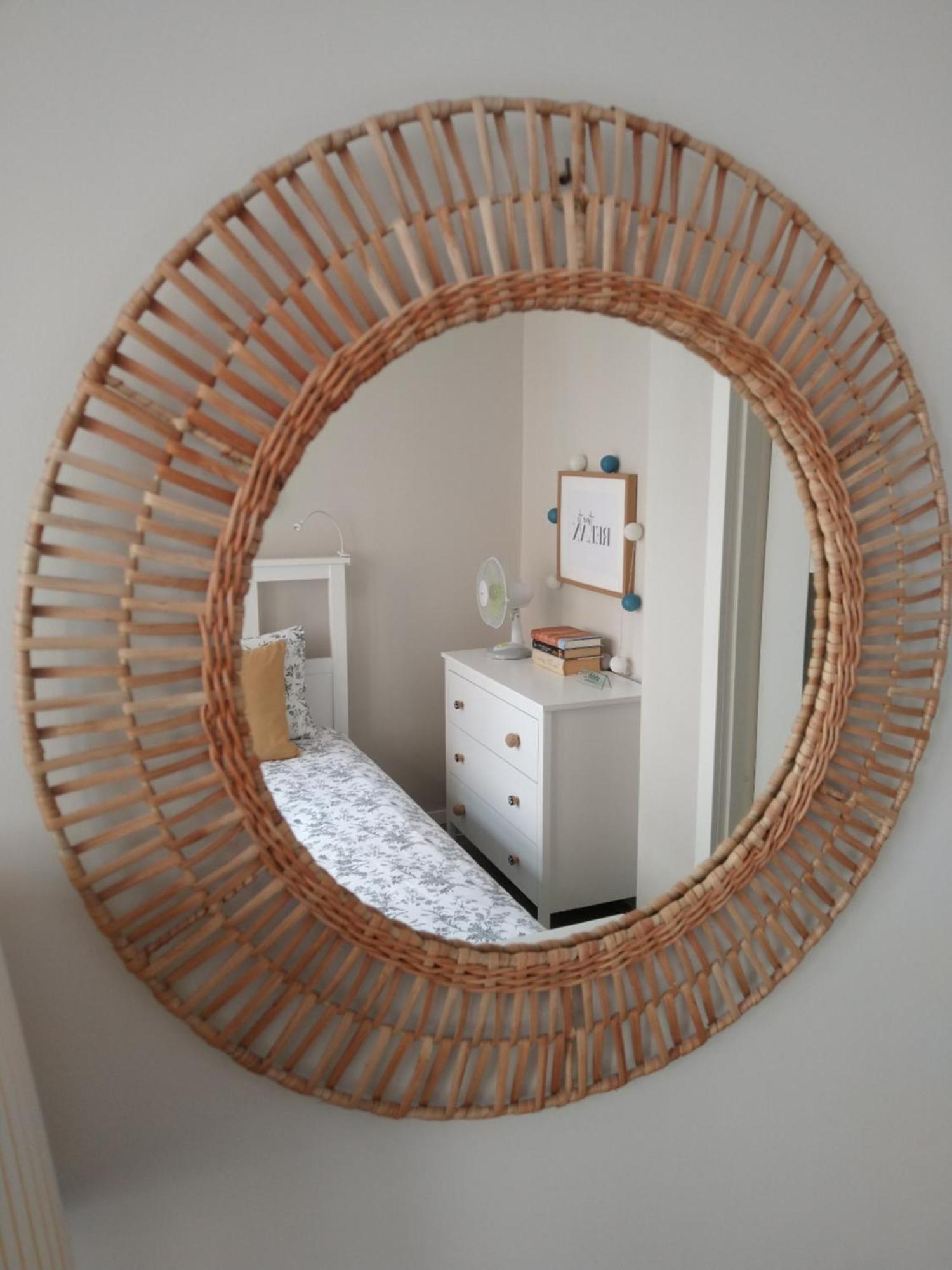 Apartment Feel At *