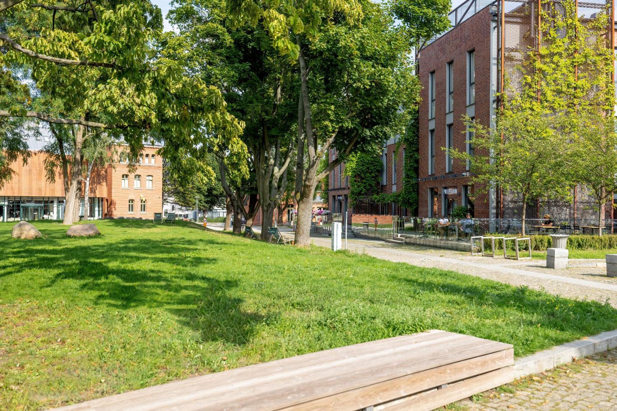 Cheerful Lesmiana Garnizon Estate By Renters Apartament *