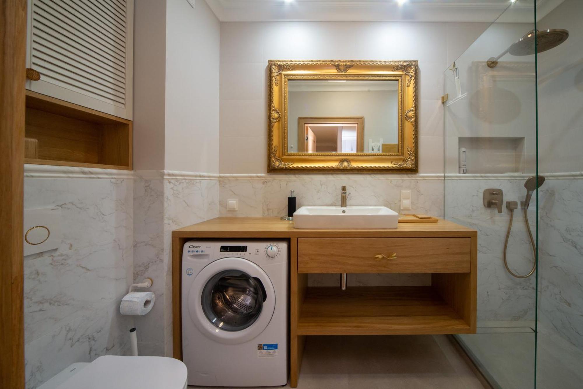 Maya's Flats & 102 - Premium Przy Parku Regana 3 Blisko Plazy Gdansk