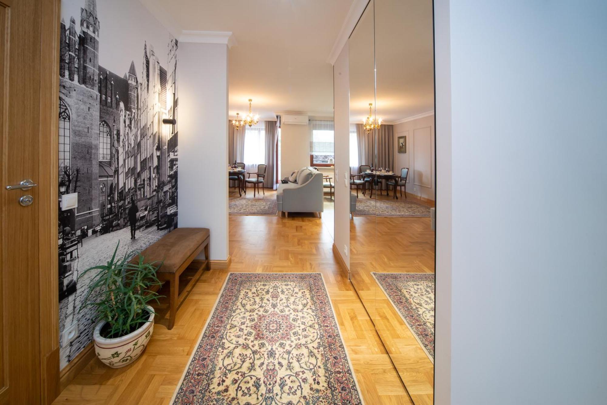 Maya's Flats & 102 - Premium Przy Parku Regana 3 Blisko Plazy Gdansk