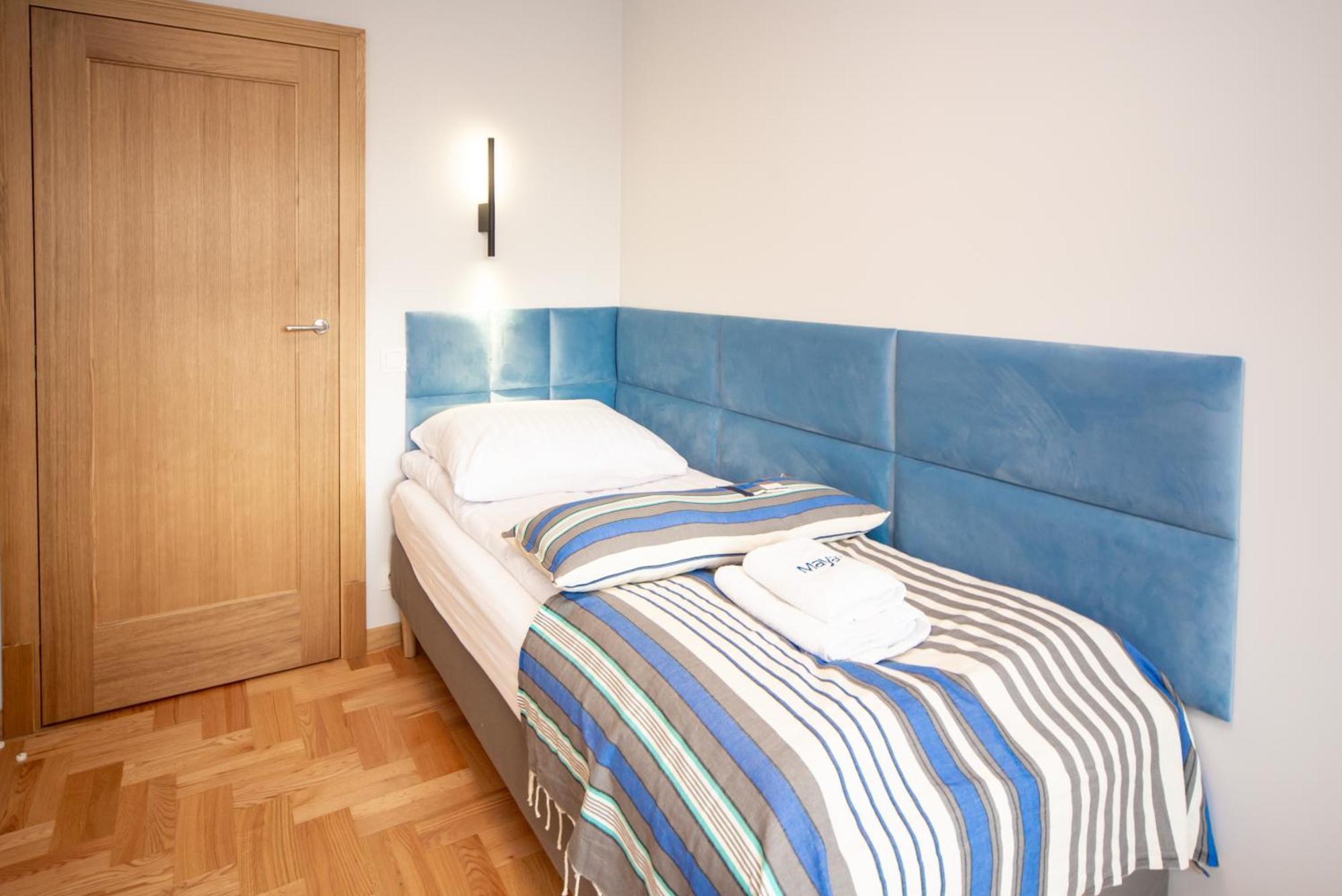Apartment Maya's Flats & 102 - Premium Przy Parku Regana 3 Blisko Plazy *