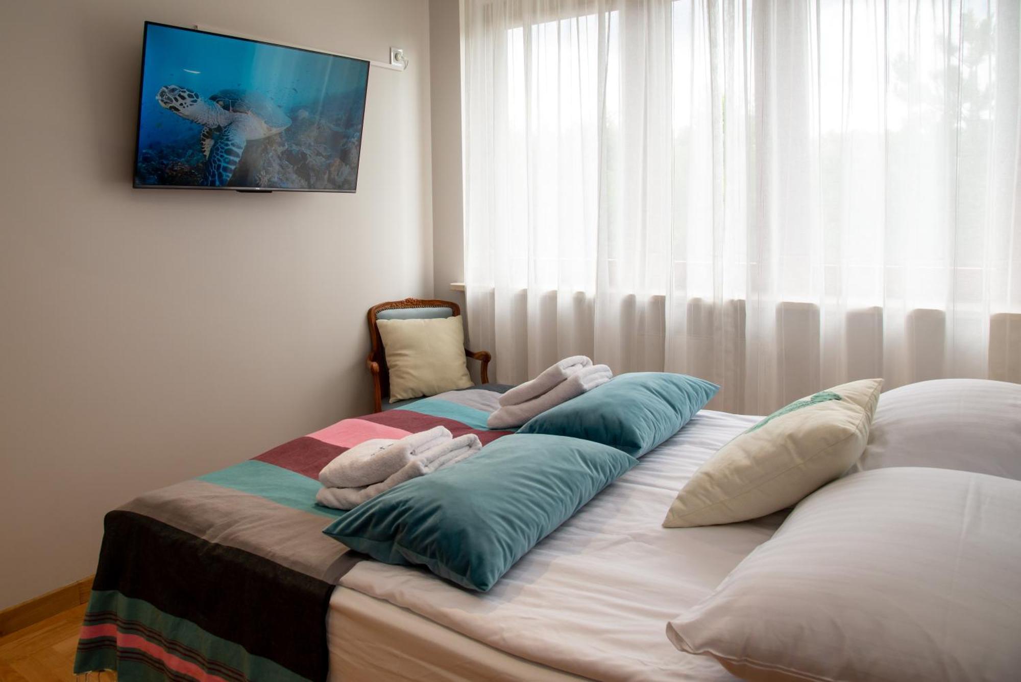 Apartment Maya's Flats & 102 - Premium Przy Parku Regana 3 Blisko Plazy