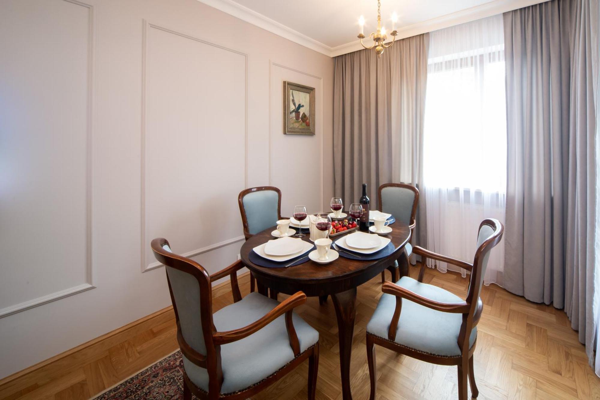 Maya's Flats & 102 - Premium Przy Parku Regana 3 Blisko Plazy