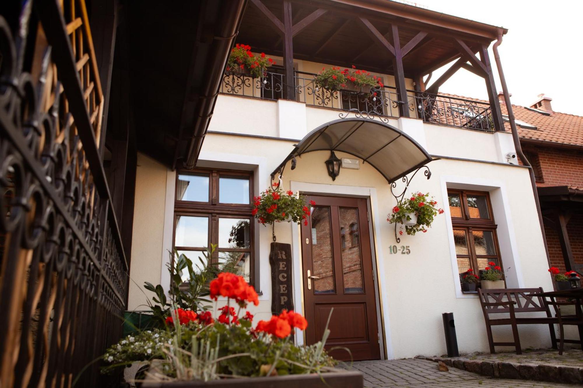 Oliwa Park Aparthotel 3*