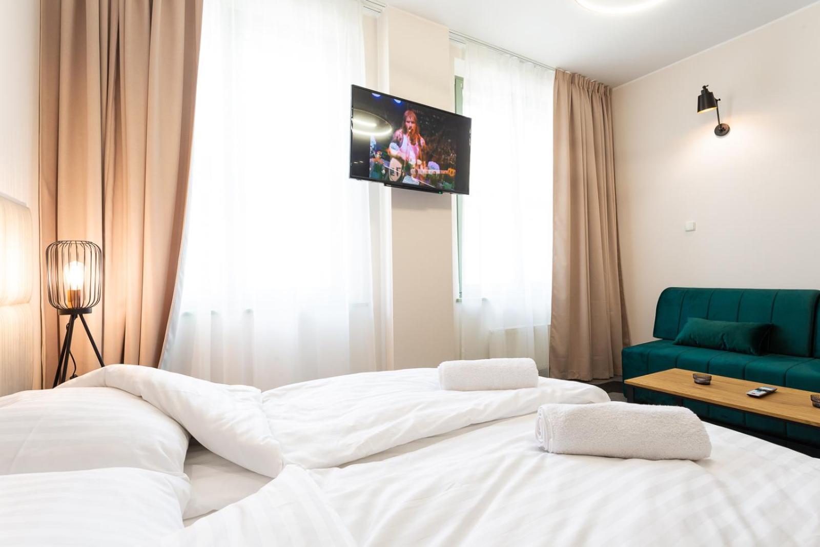 Moon Aparthotel
