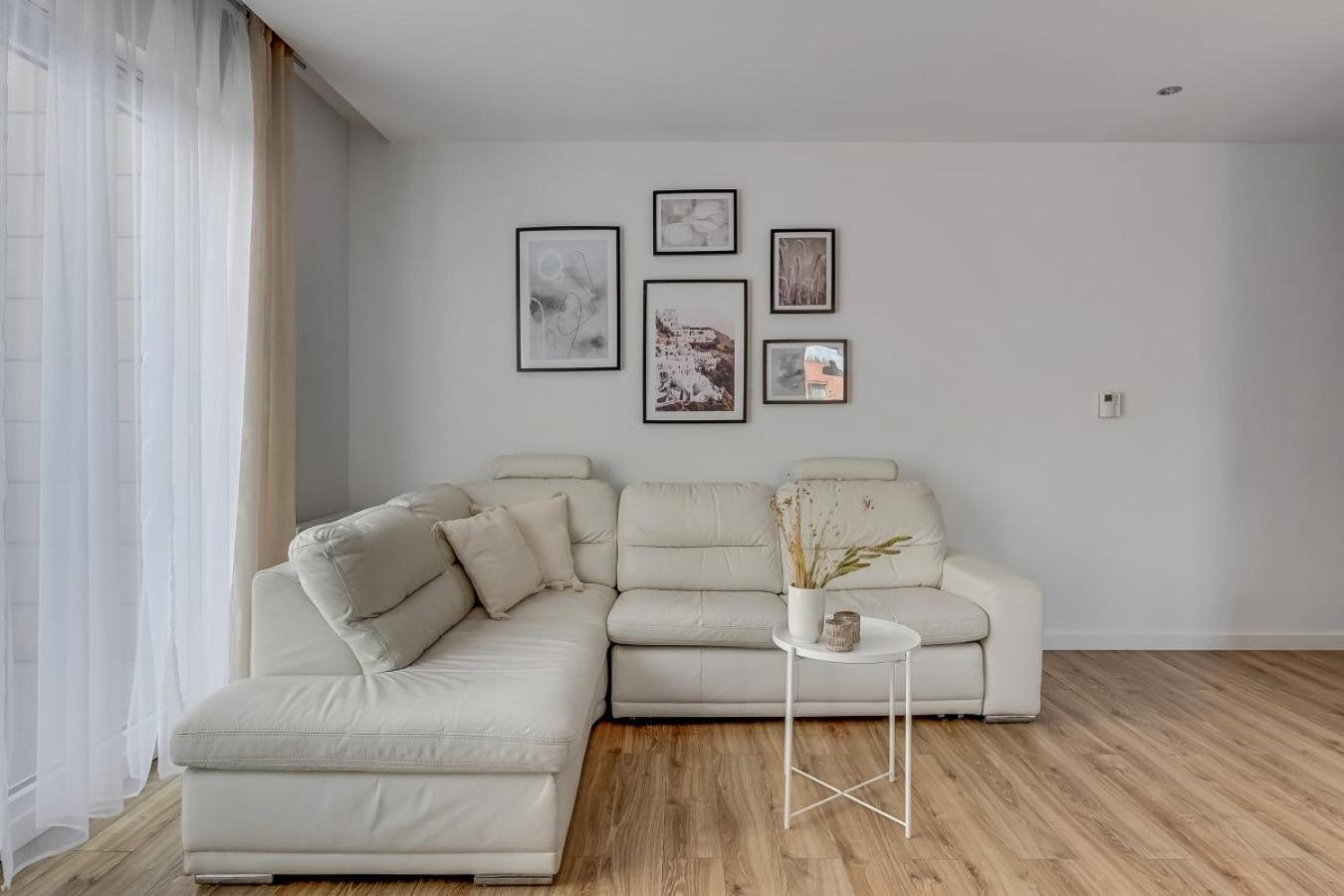 Huoneisto Downtown Aparments Center Sadova *