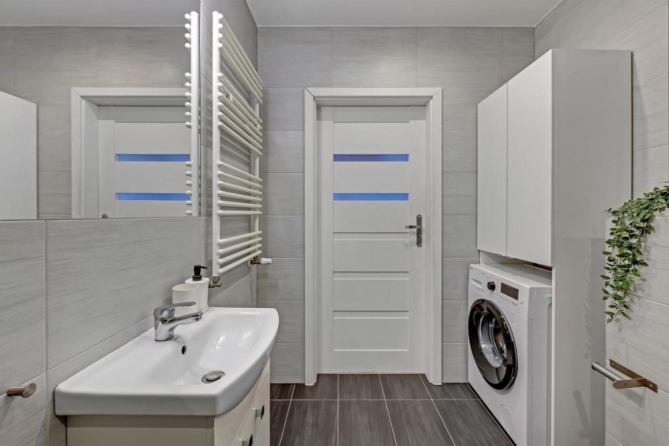 Huoneisto Downtown Aparments Center Sadova