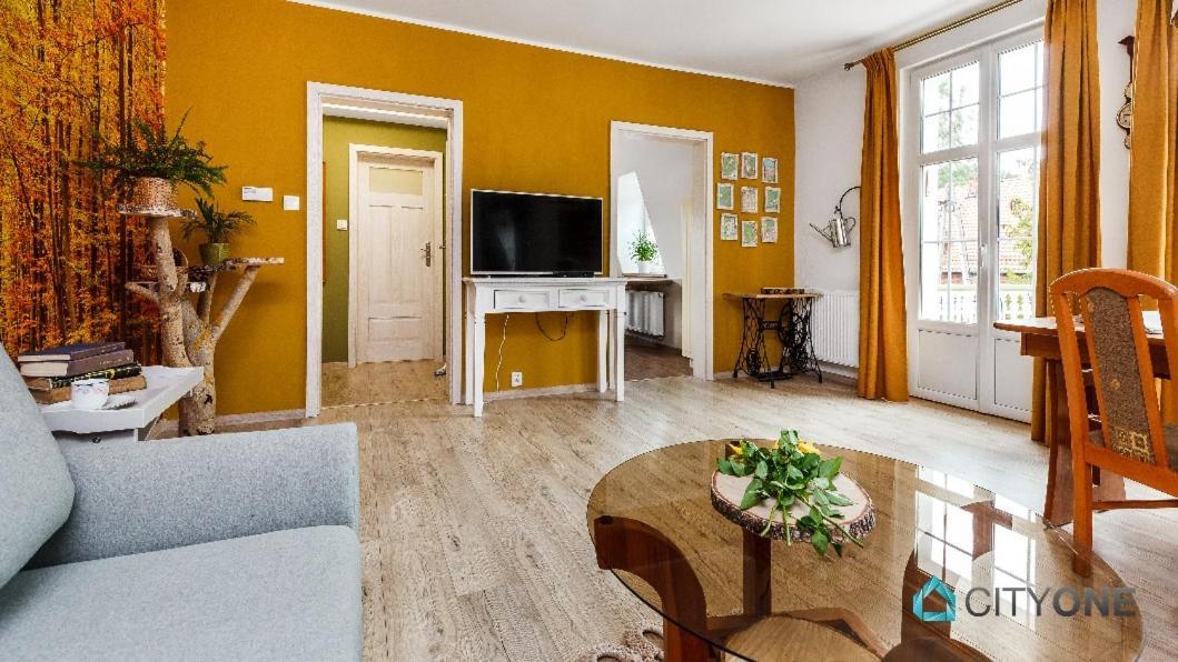 Apartament Z Weranda W Dworku Oliwskim Leilighet
