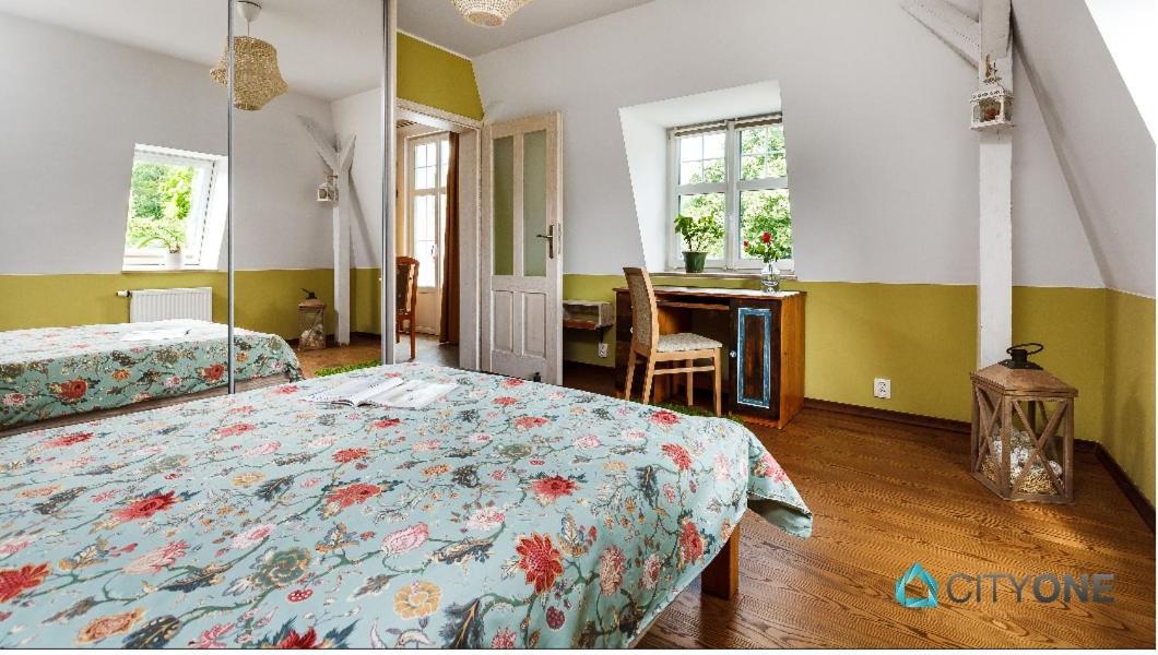 Leilighet Apartament Z Weranda W Dworku Oliwskim Gdańsk