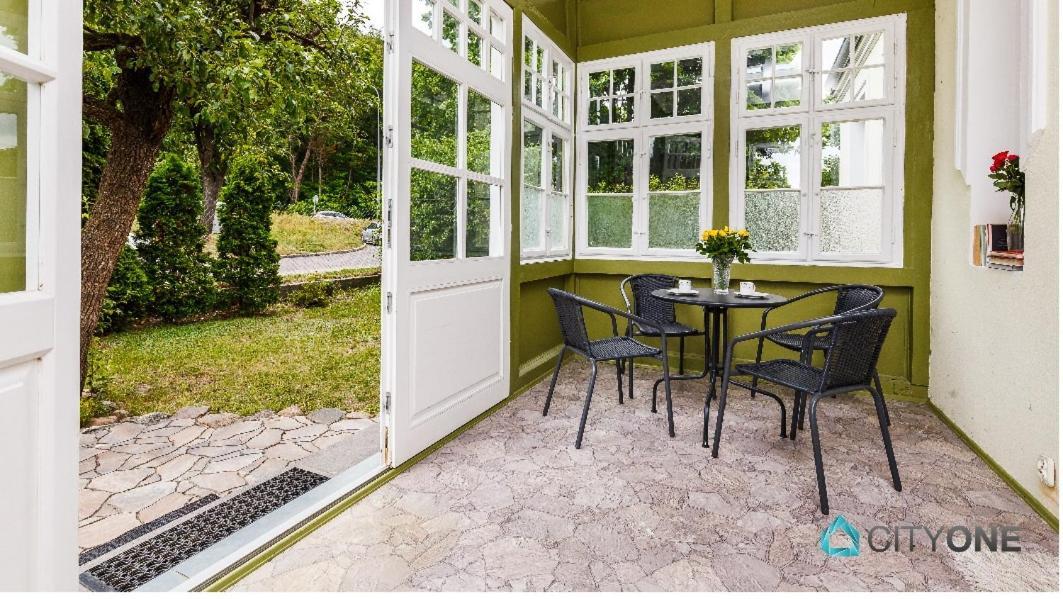 Leilighet Apartament Z Weranda W Dworku Oliwskim *