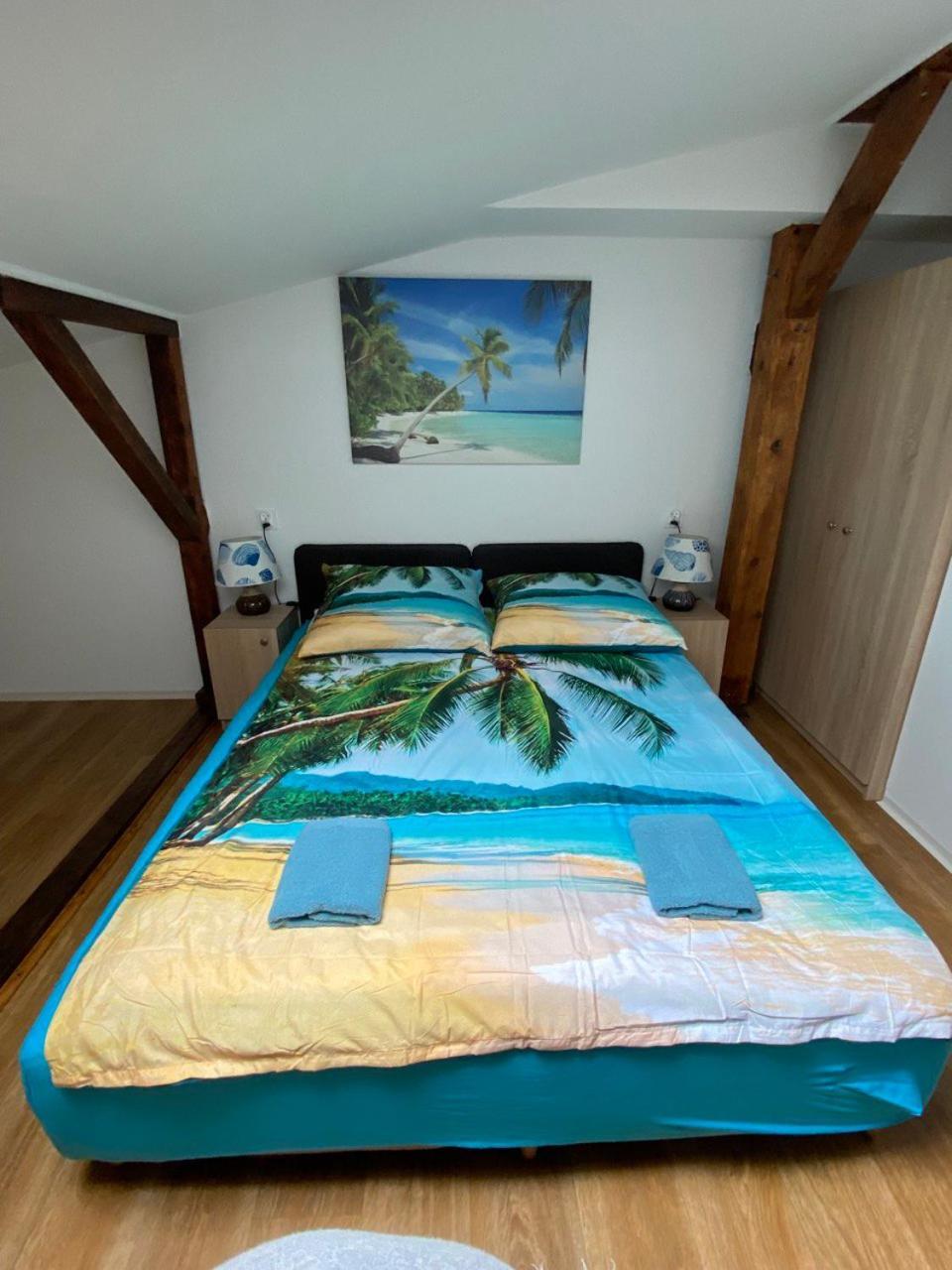 Apartment Sea World Mansarda *