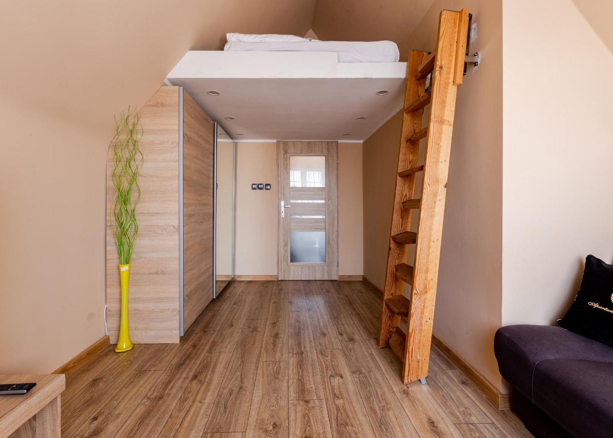 Eu - Przy Szerokiej Apartamento