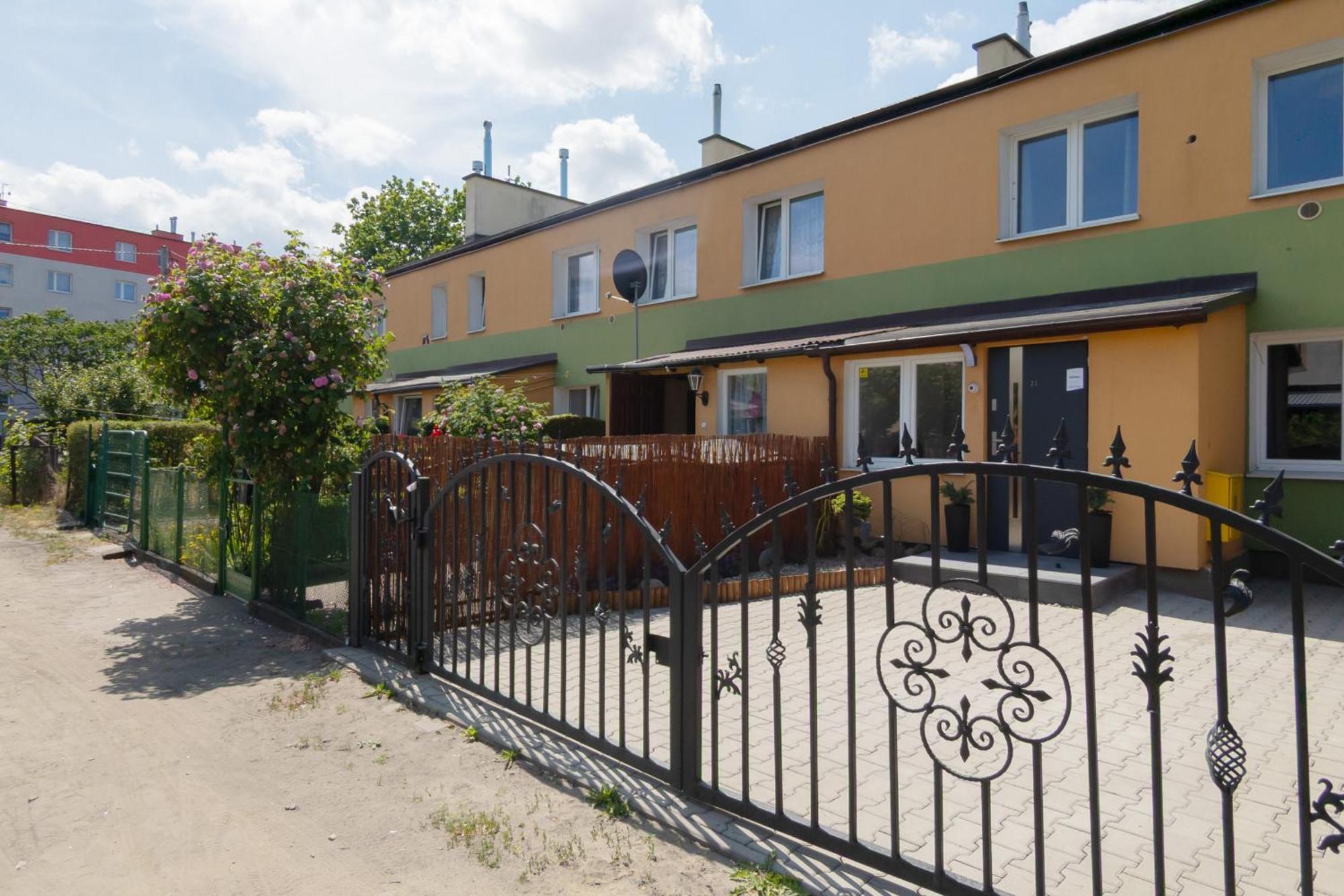Family Niska 1,9 Km To Stogi Beach By Renters Apartment Gdansk