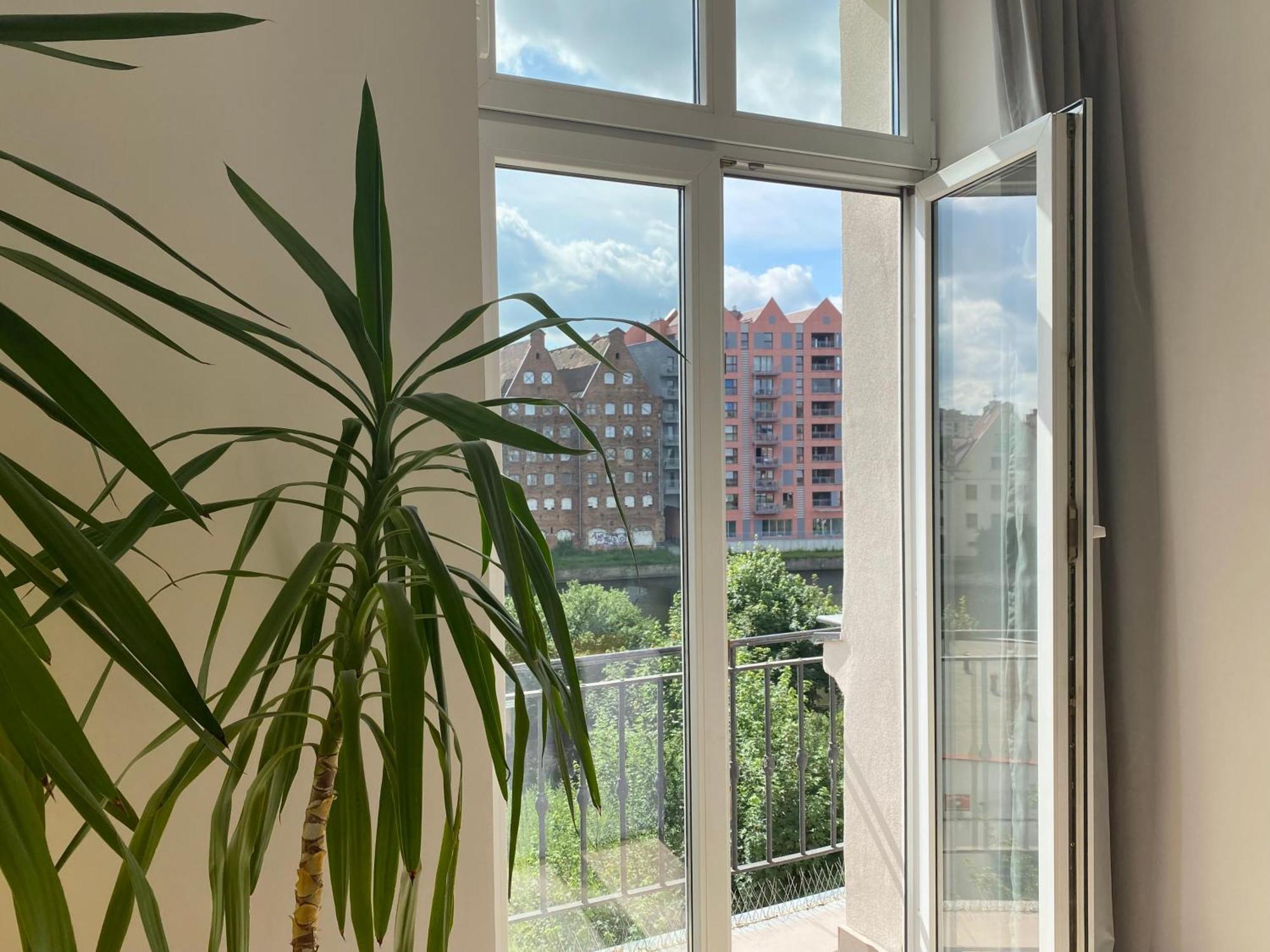 Apartment Hello Amazing River View 4 Bedrooms & Balcony Gdansk