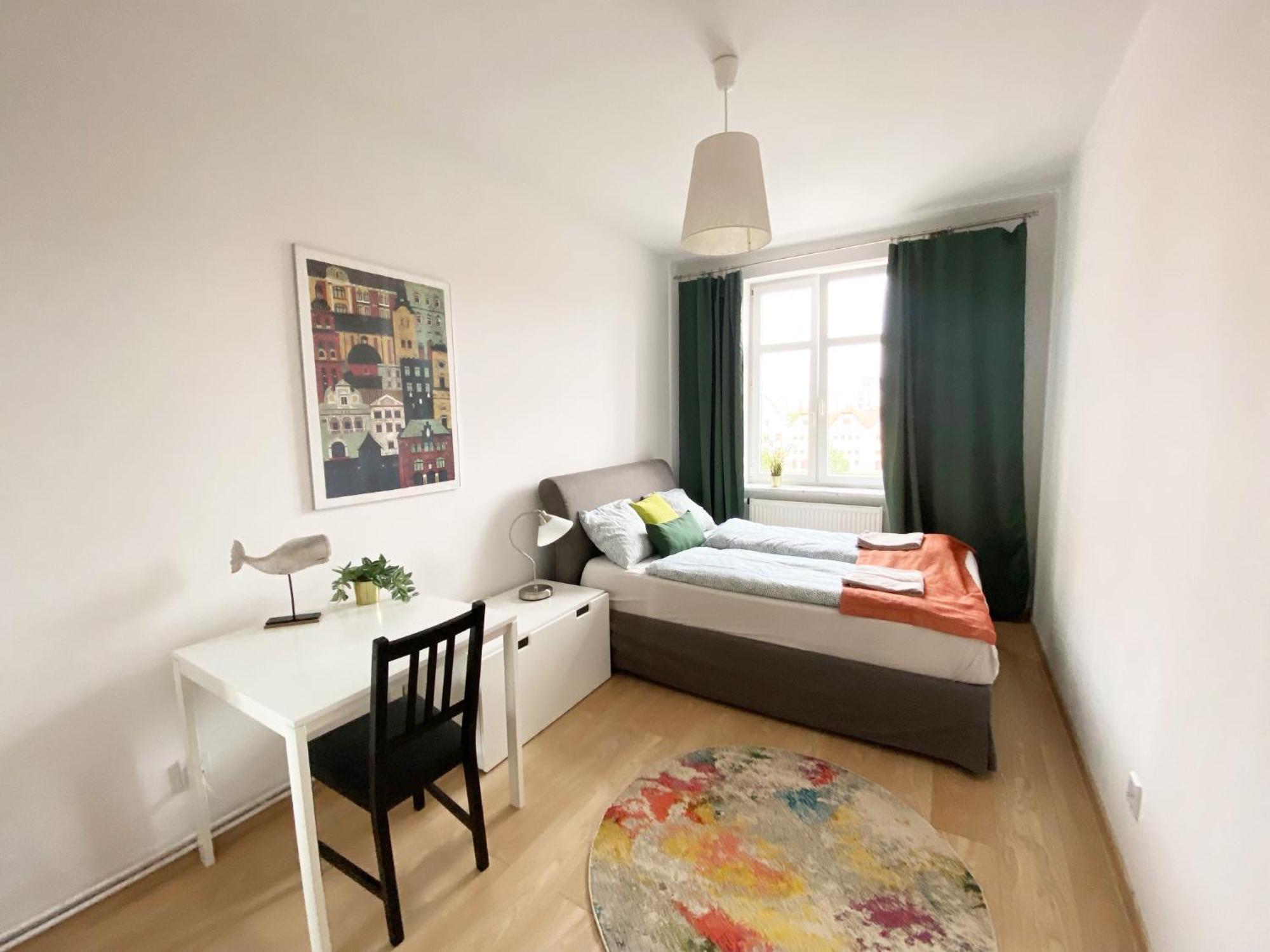 Hello Amazing River View 4 Bedrooms & Balcony *