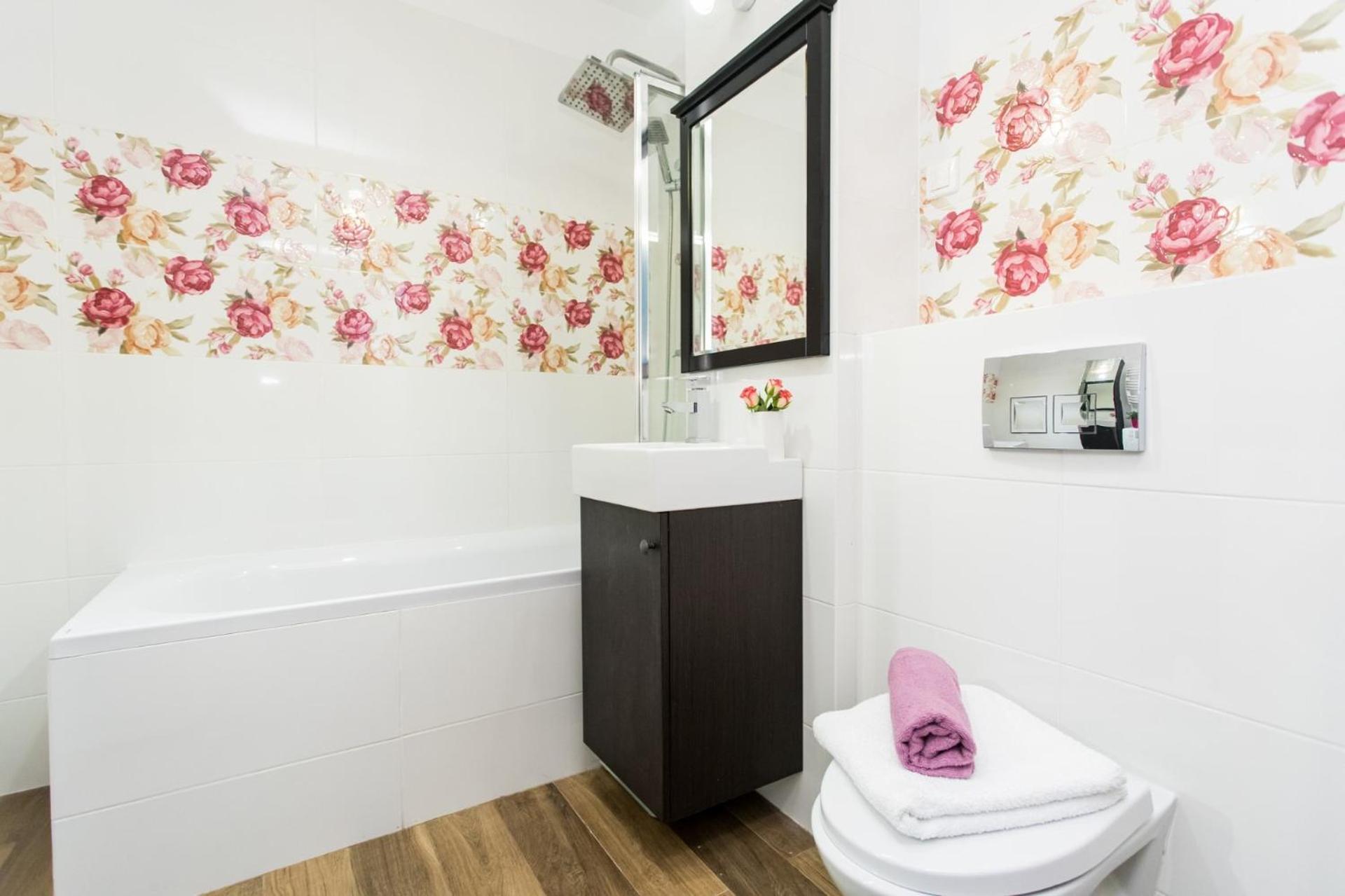 Apartment Sunny With Parking & Garden By Renters Gdansk